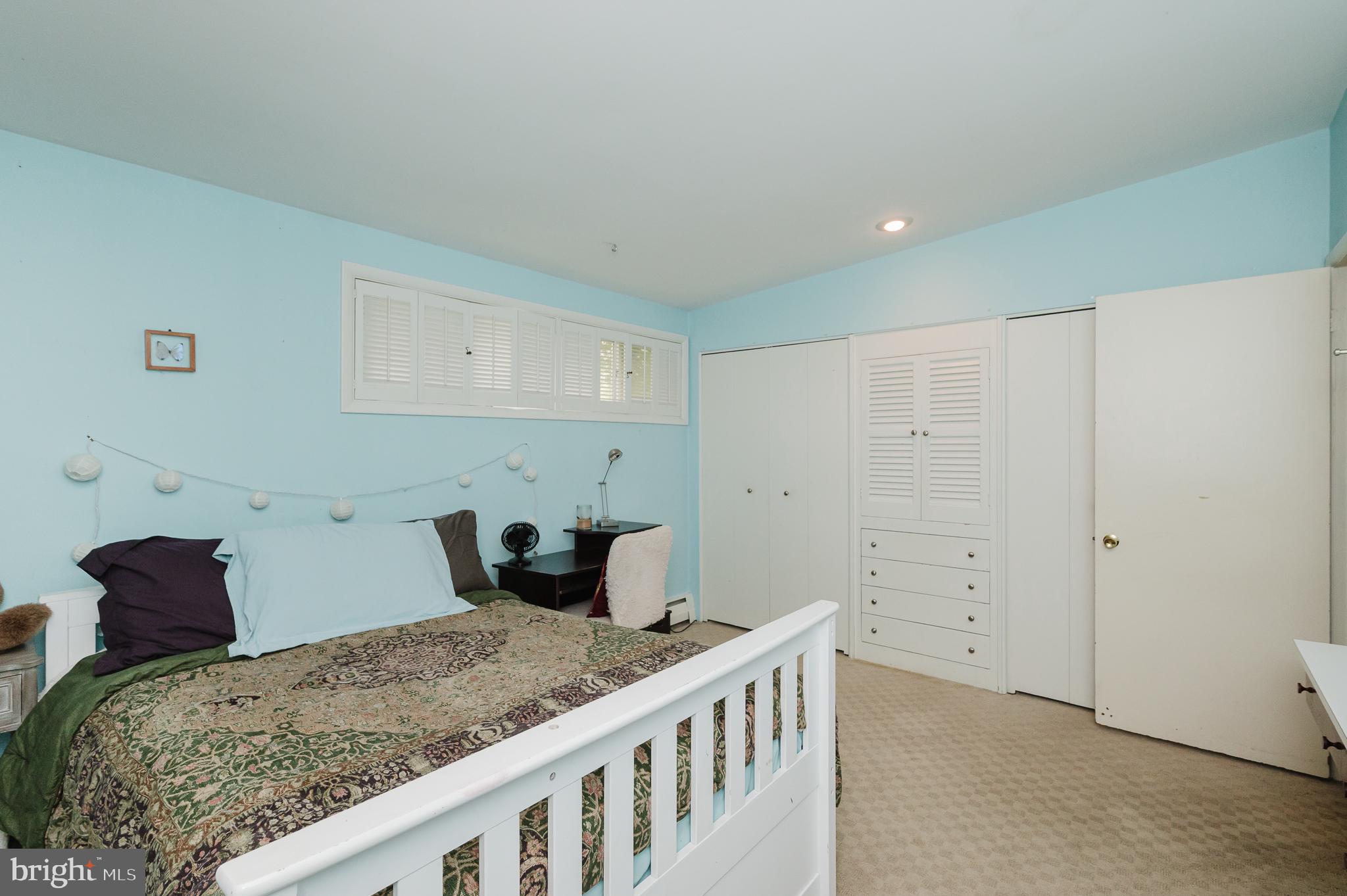 MIDFIELD - Residential
