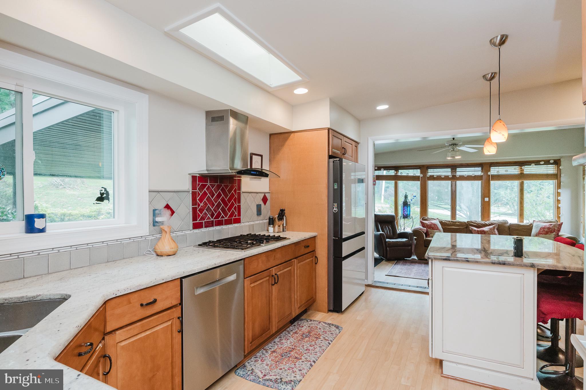 MIDFIELD - Residential