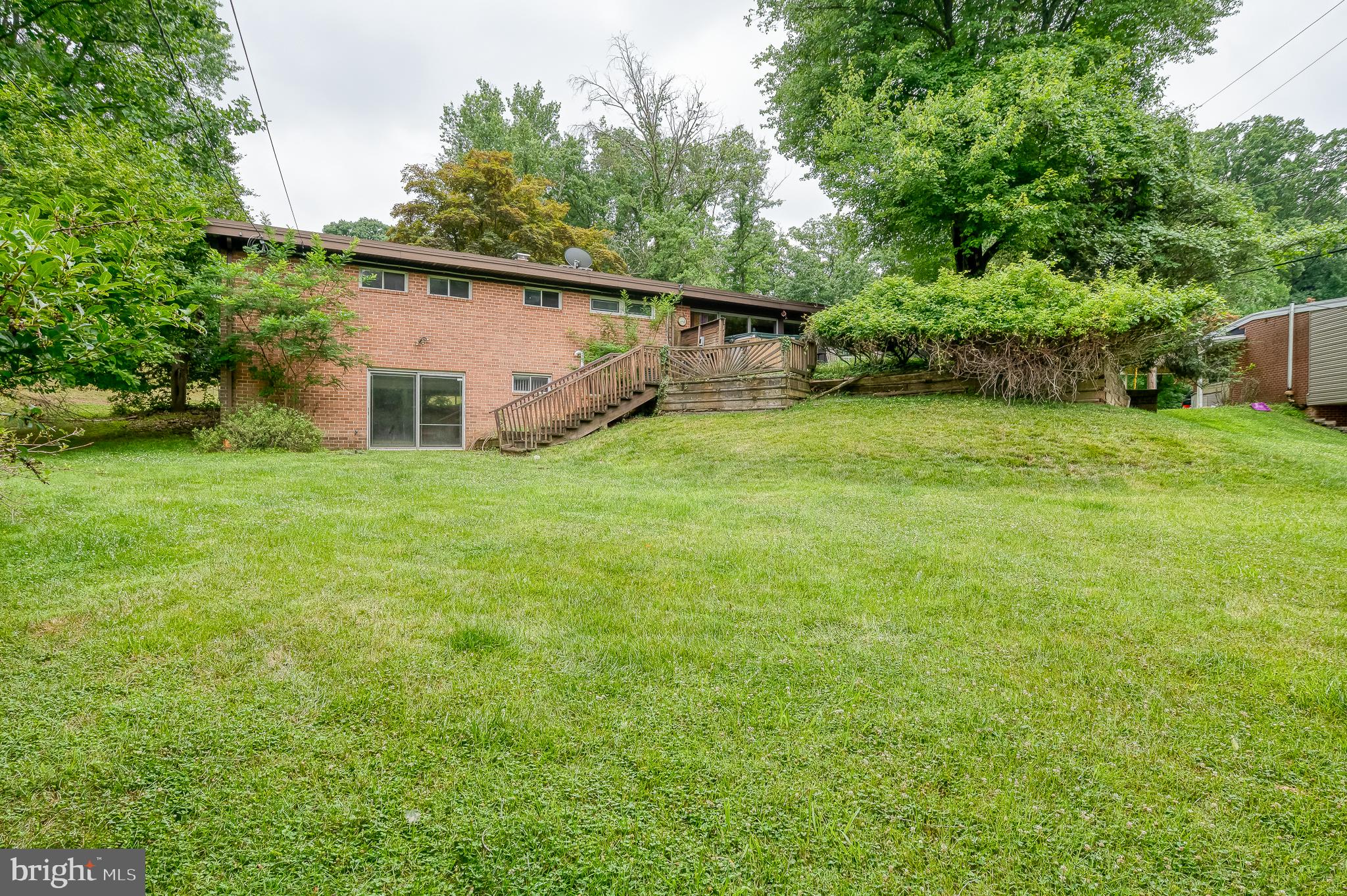MIDFIELD - Residential