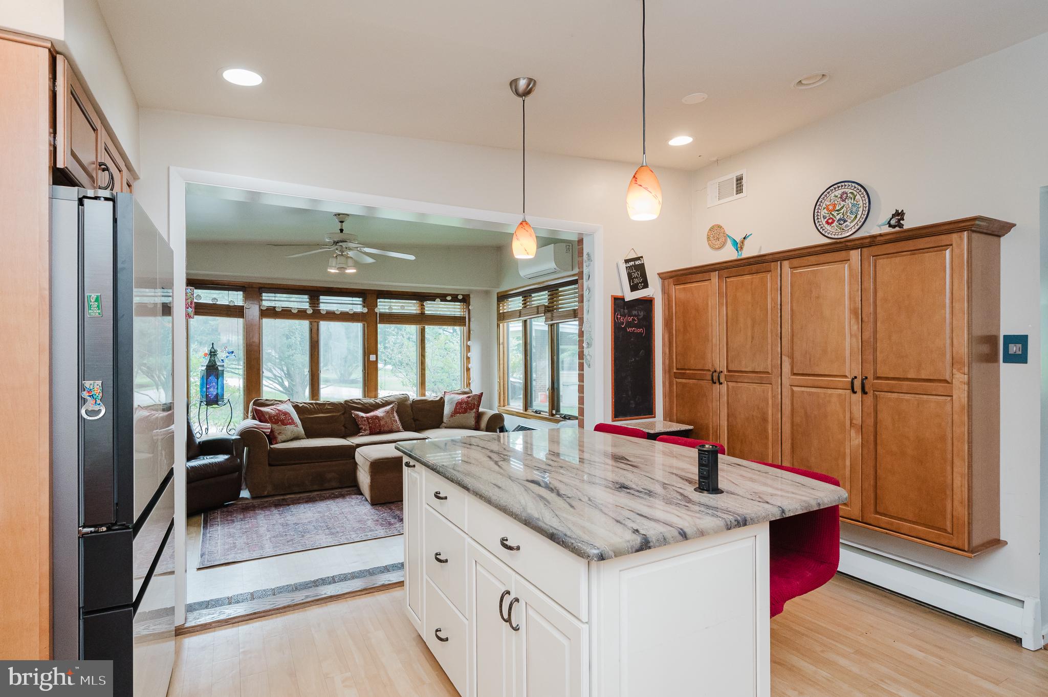 MIDFIELD - Residential
