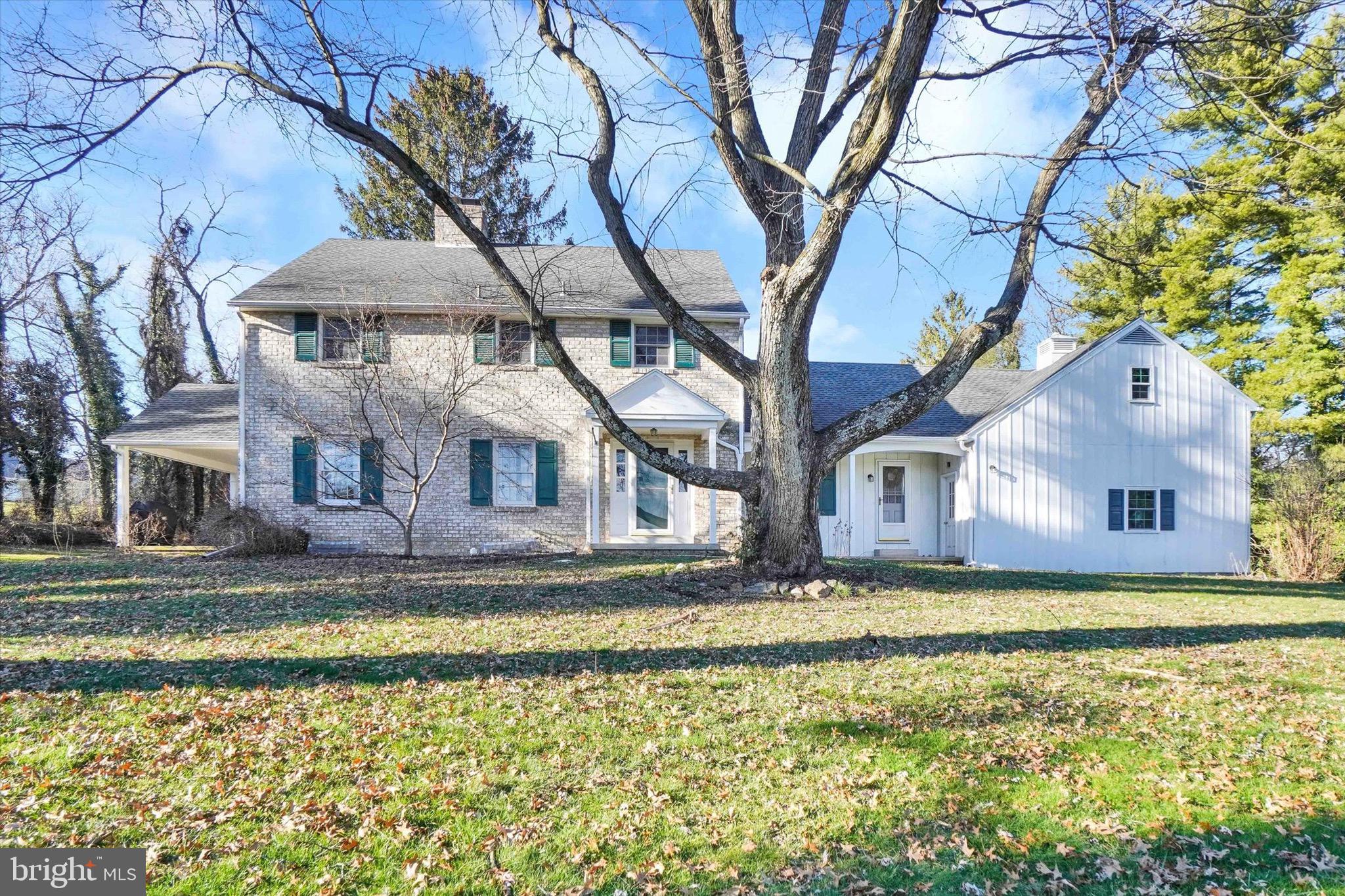 NORTH BROOK - Residential