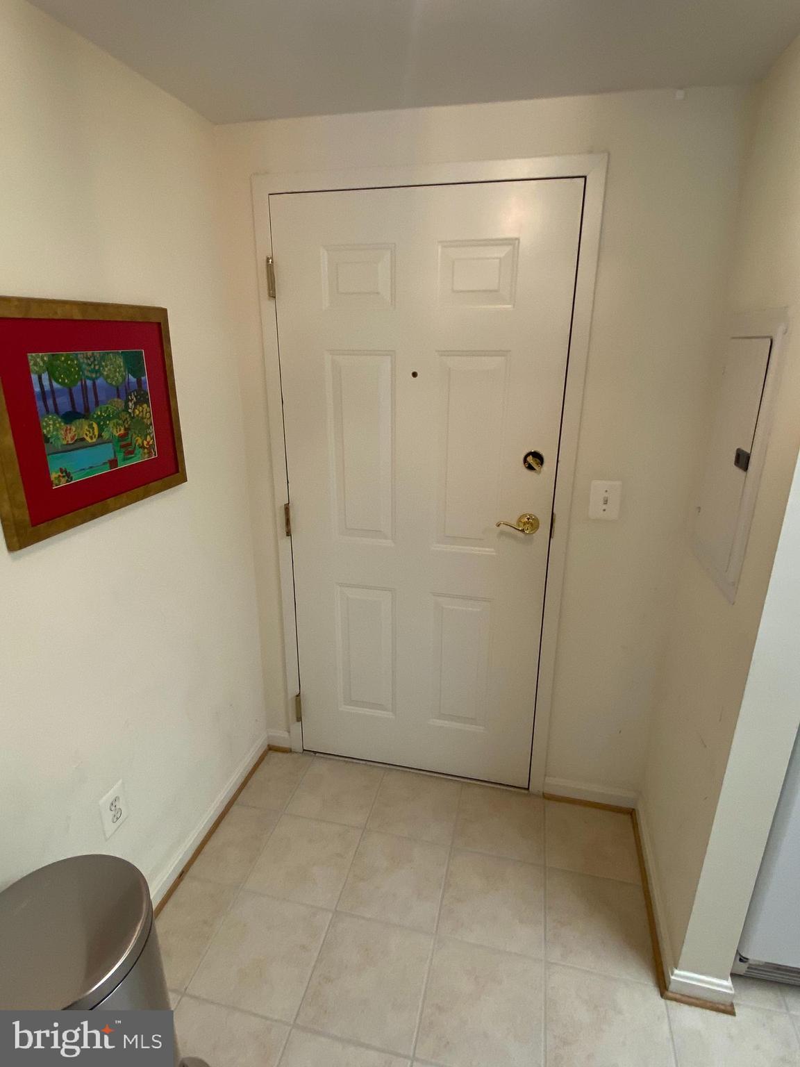 LEXINGTON SQUARE - Residential Lease