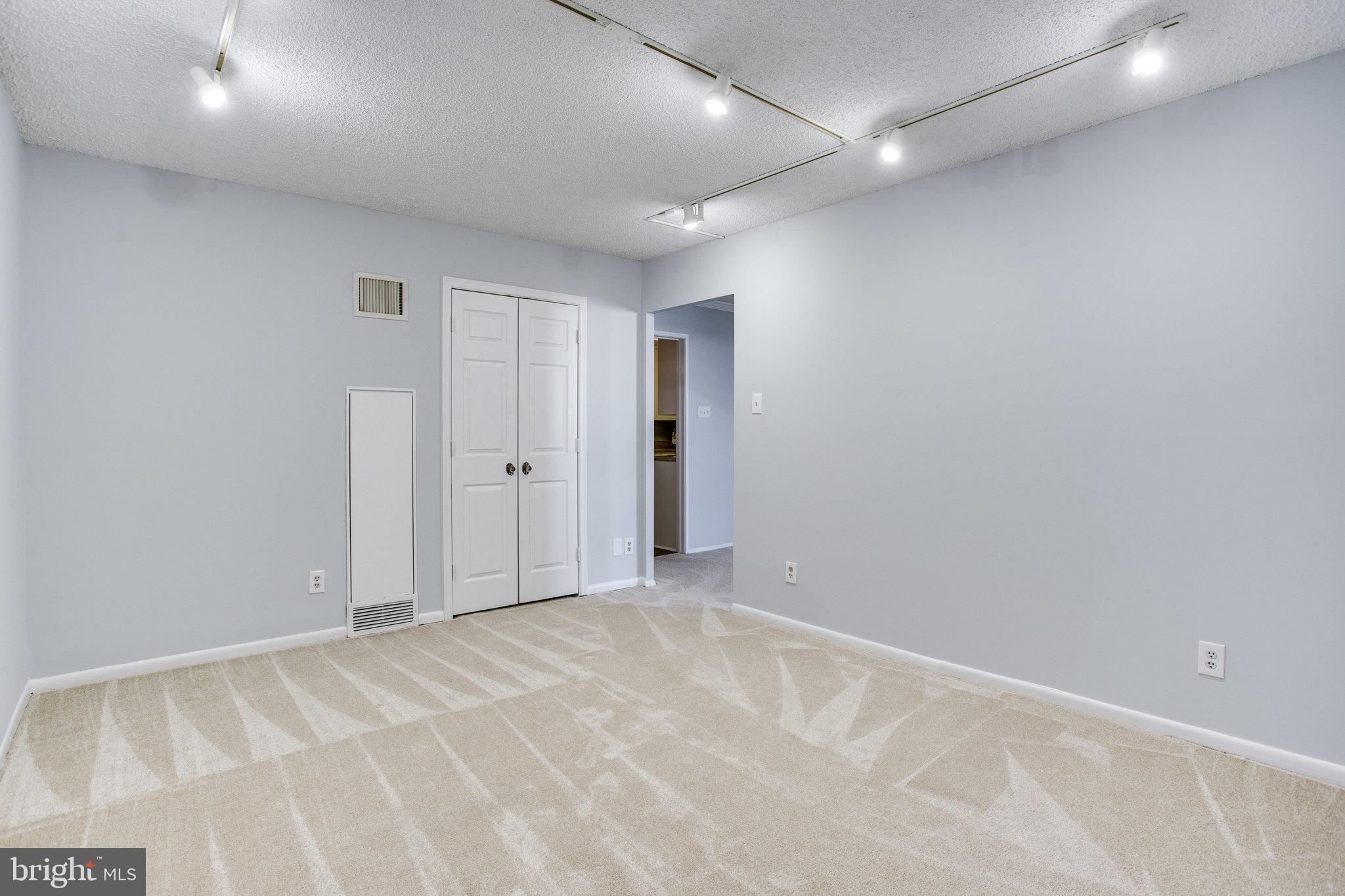 REGENCY AT MCLEAN - Residential Lease
