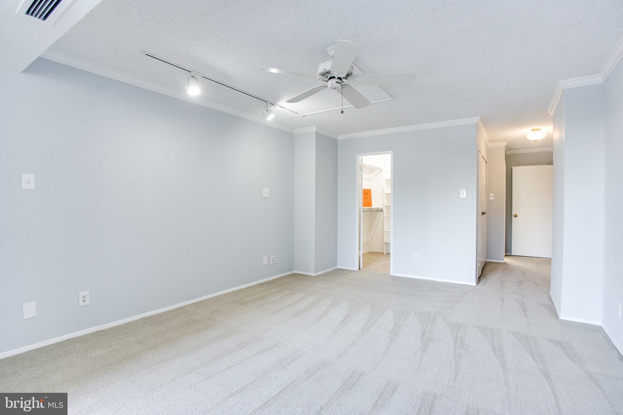 REGENCY AT MCLEAN - Residential Lease