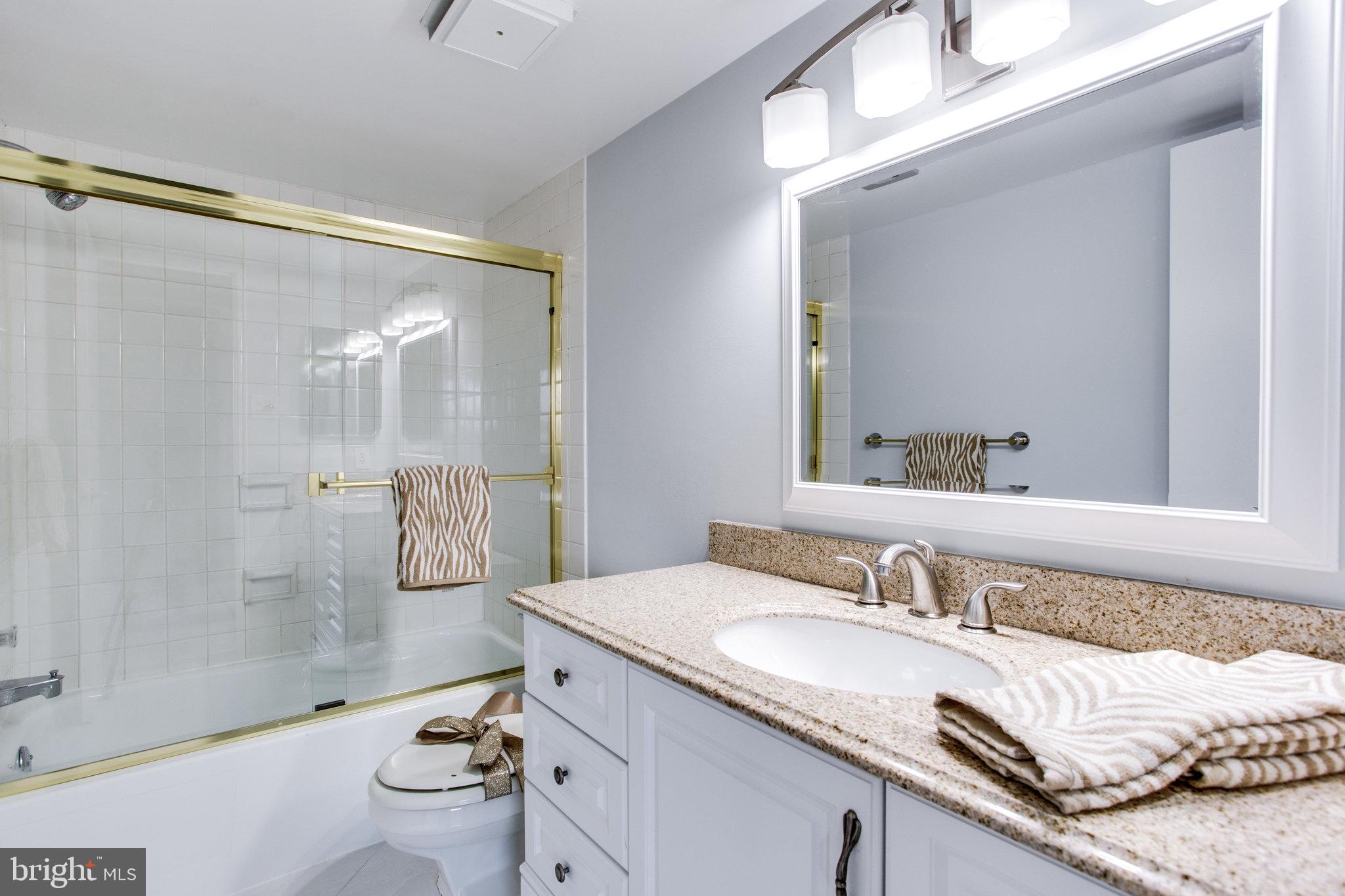 REGENCY AT MCLEAN - Residential Lease