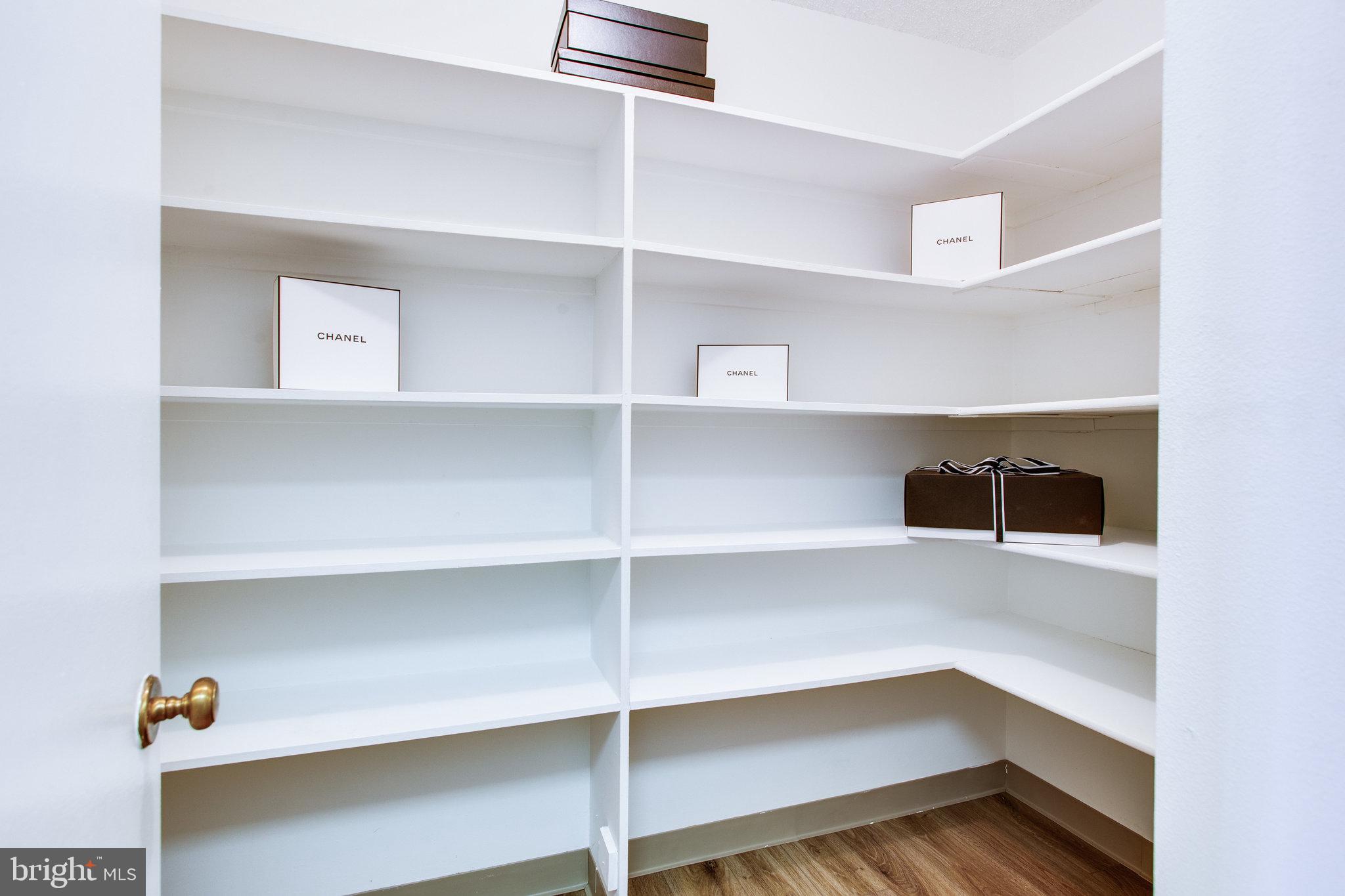 REGENCY AT MCLEAN - Residential Lease