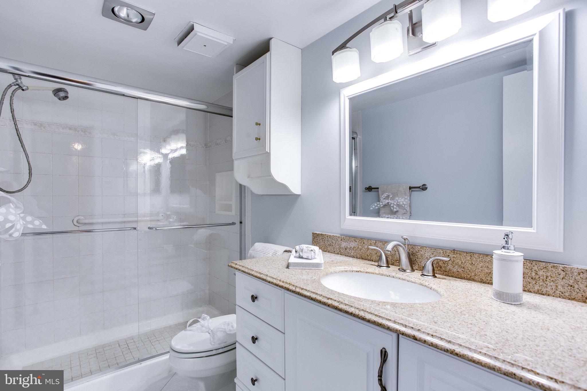 REGENCY AT MCLEAN - Residential Lease