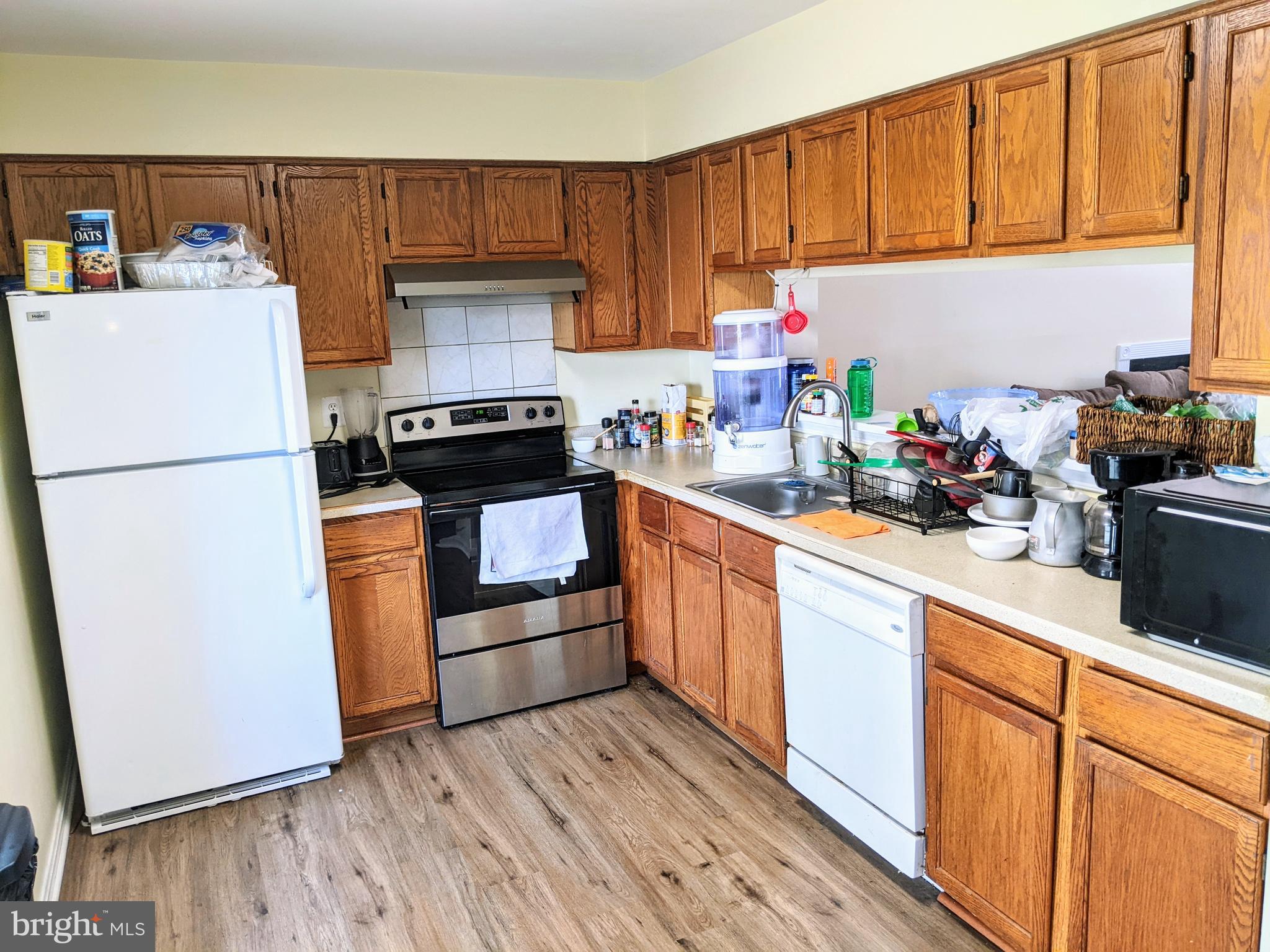 STONINGTON - Residential