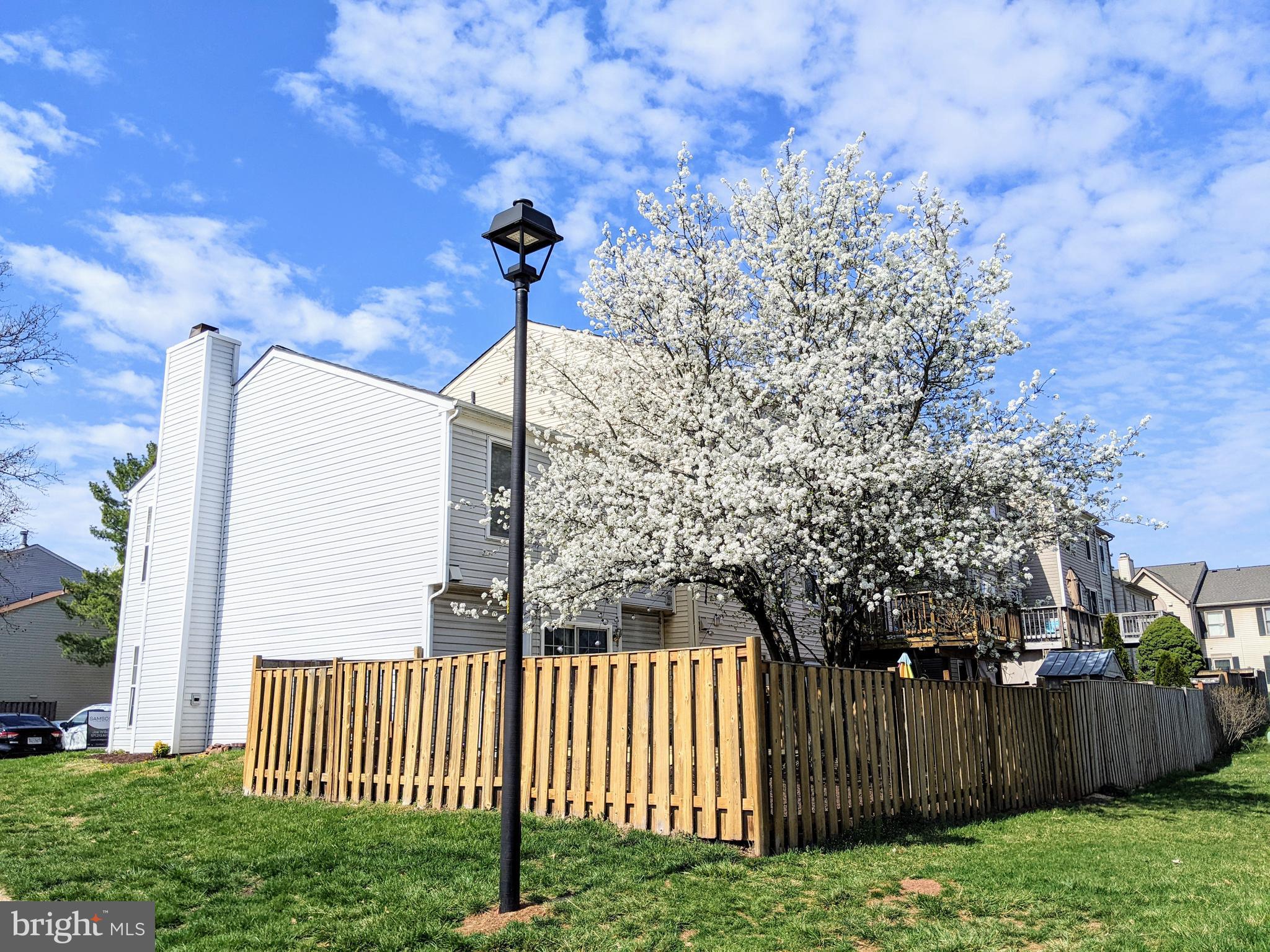 STONINGTON - Residential