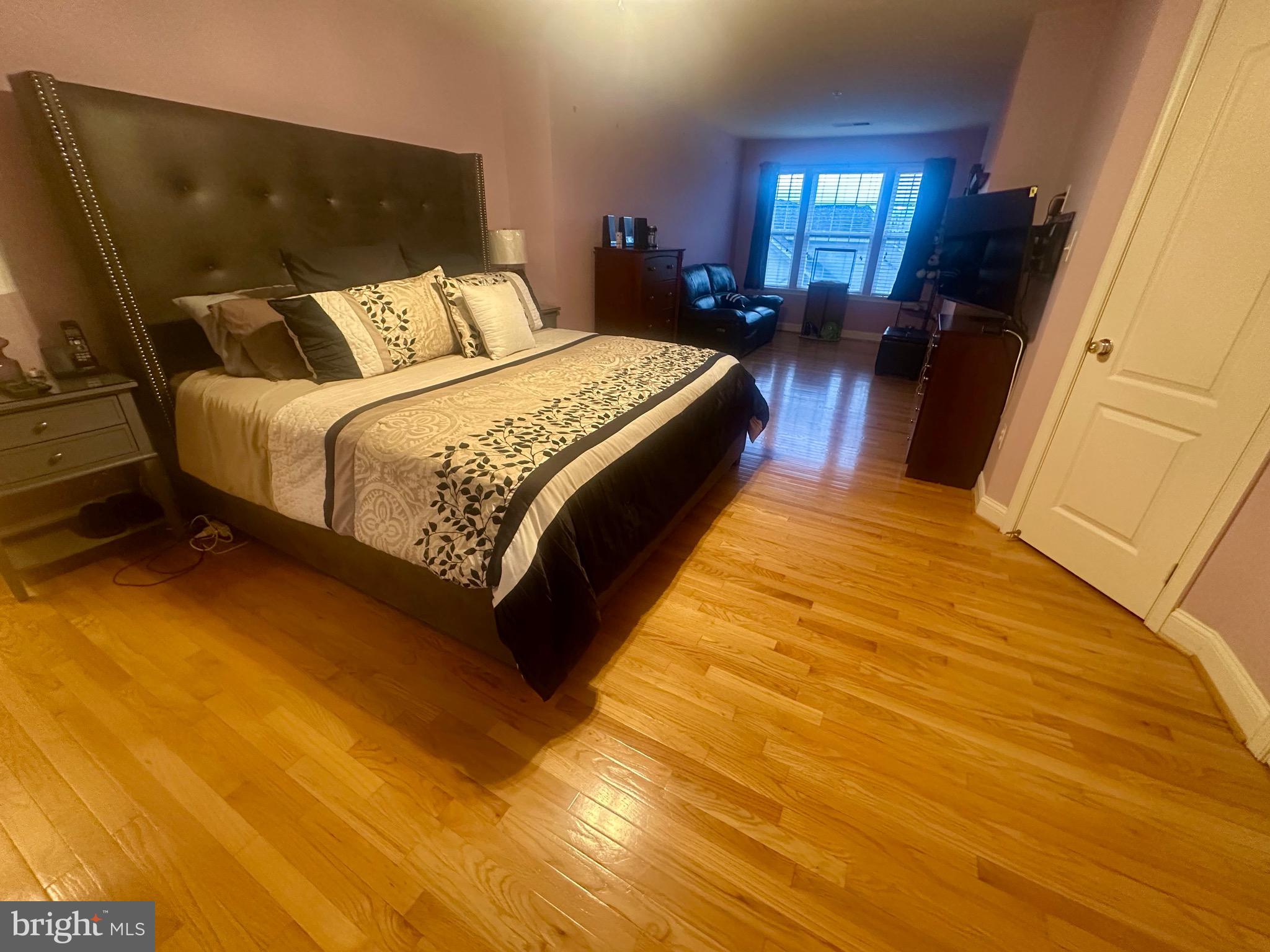 KING FARM BAILEYS COMMON - Residential