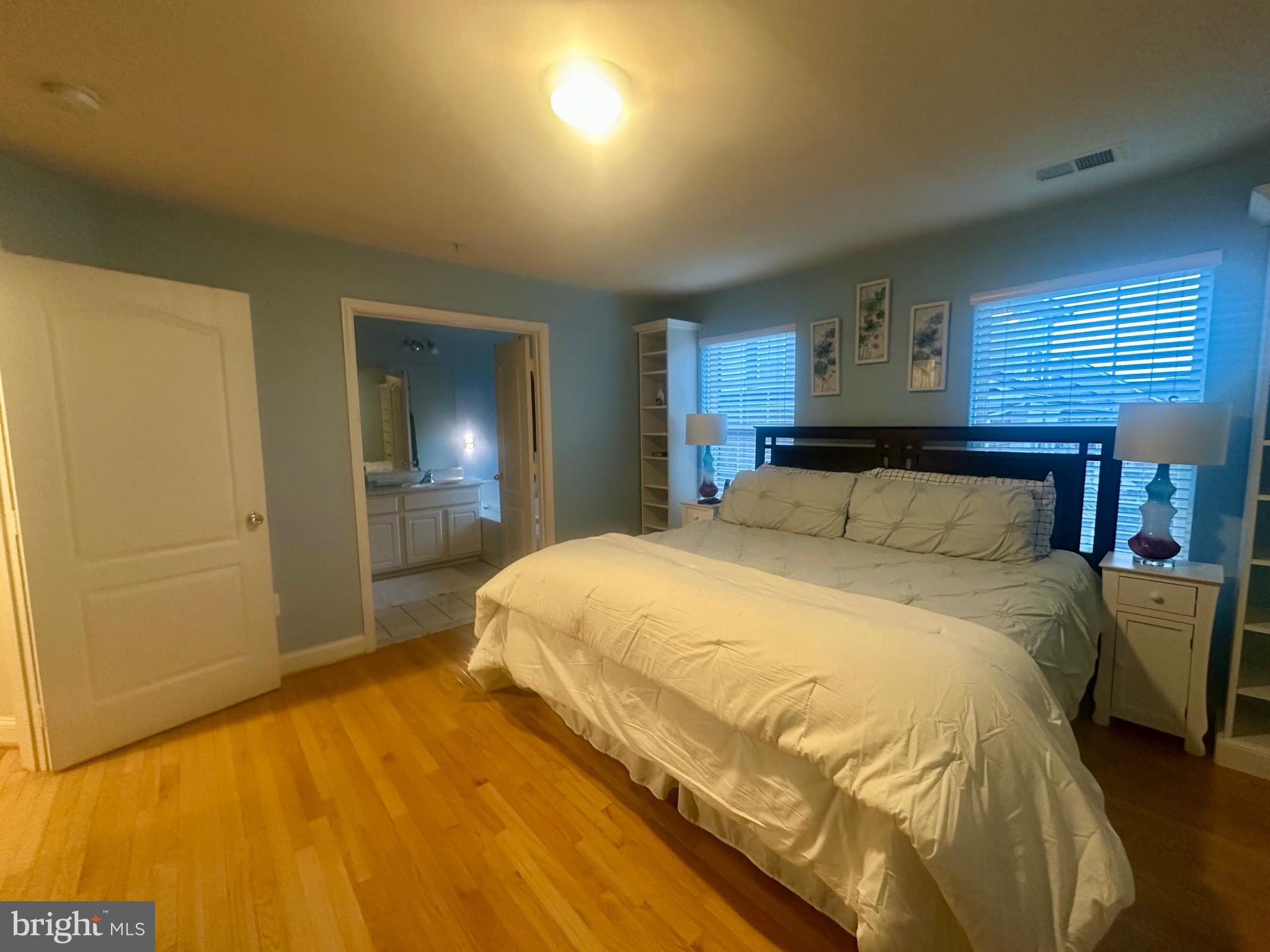 KING FARM BAILEYS COMMON - Residential