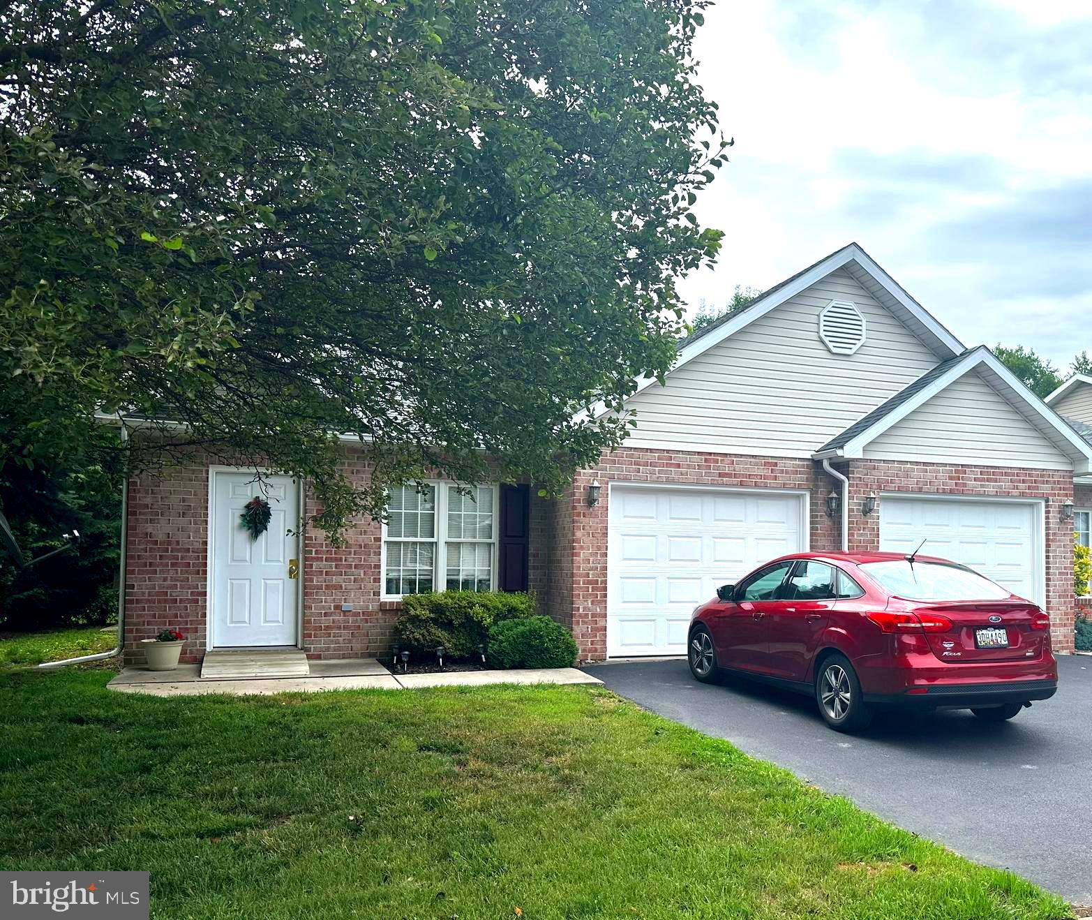 FOUNTAINVIEW - Residential