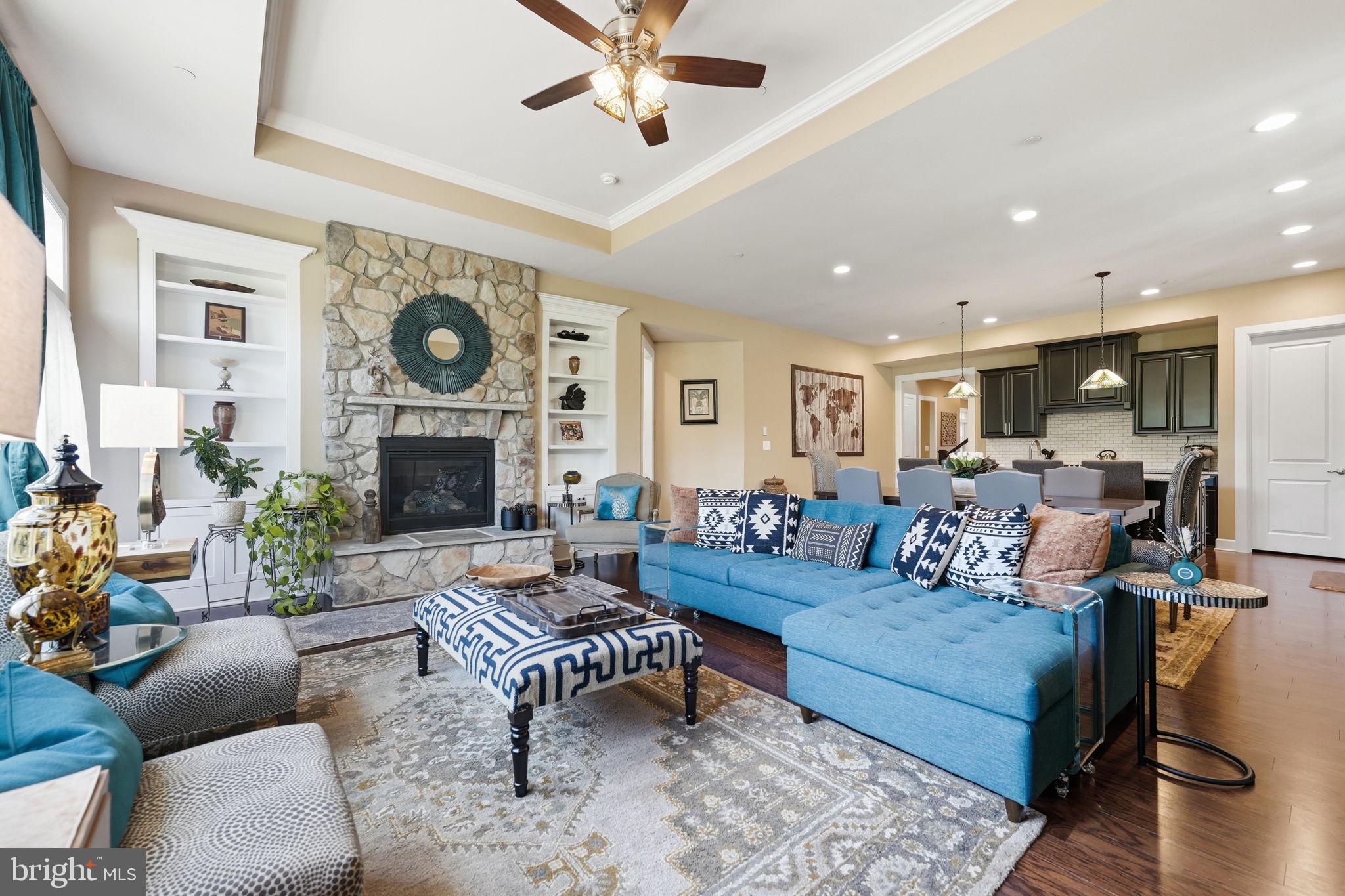 TWO RIVERS - Residential