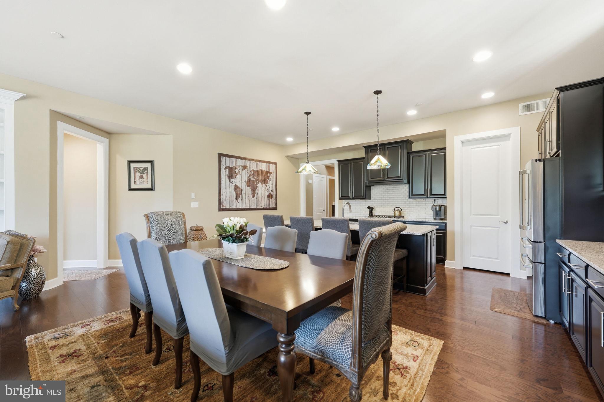 TWO RIVERS - Residential