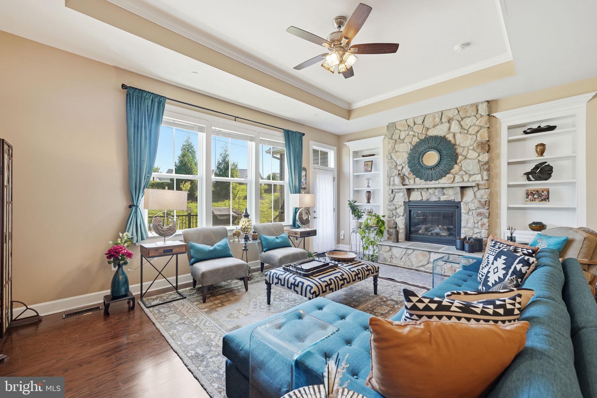 TWO RIVERS - Residential