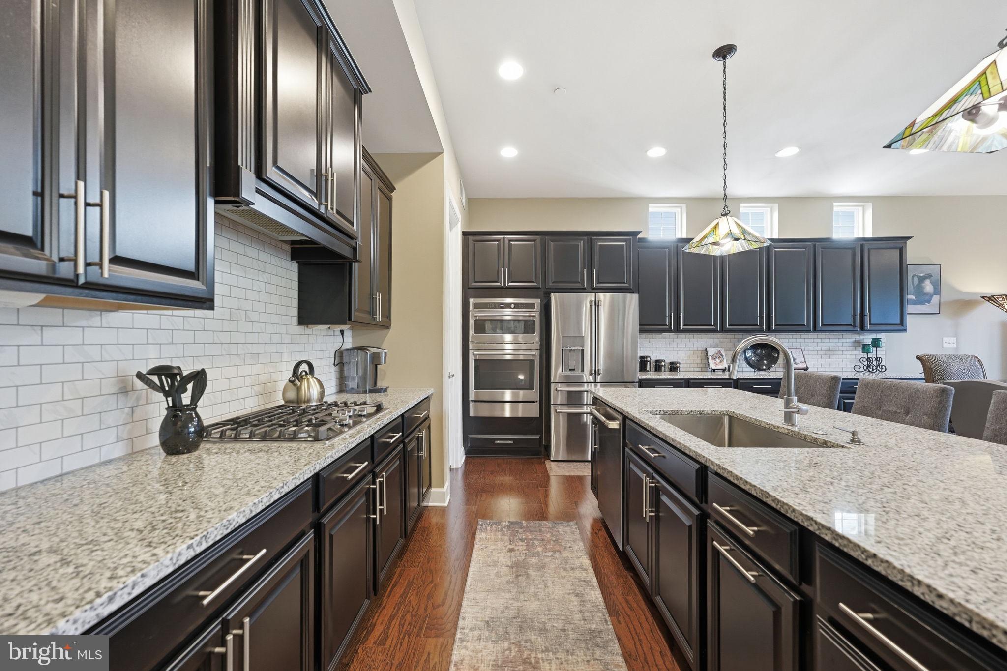 TWO RIVERS - Residential