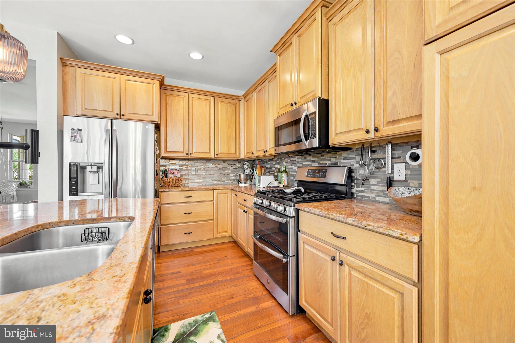 VILLAGE OF BAYBERRY - Residential