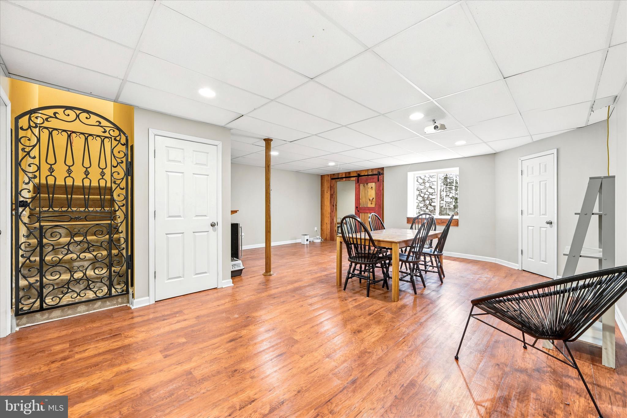 VILLAGE OF BAYBERRY - Residential