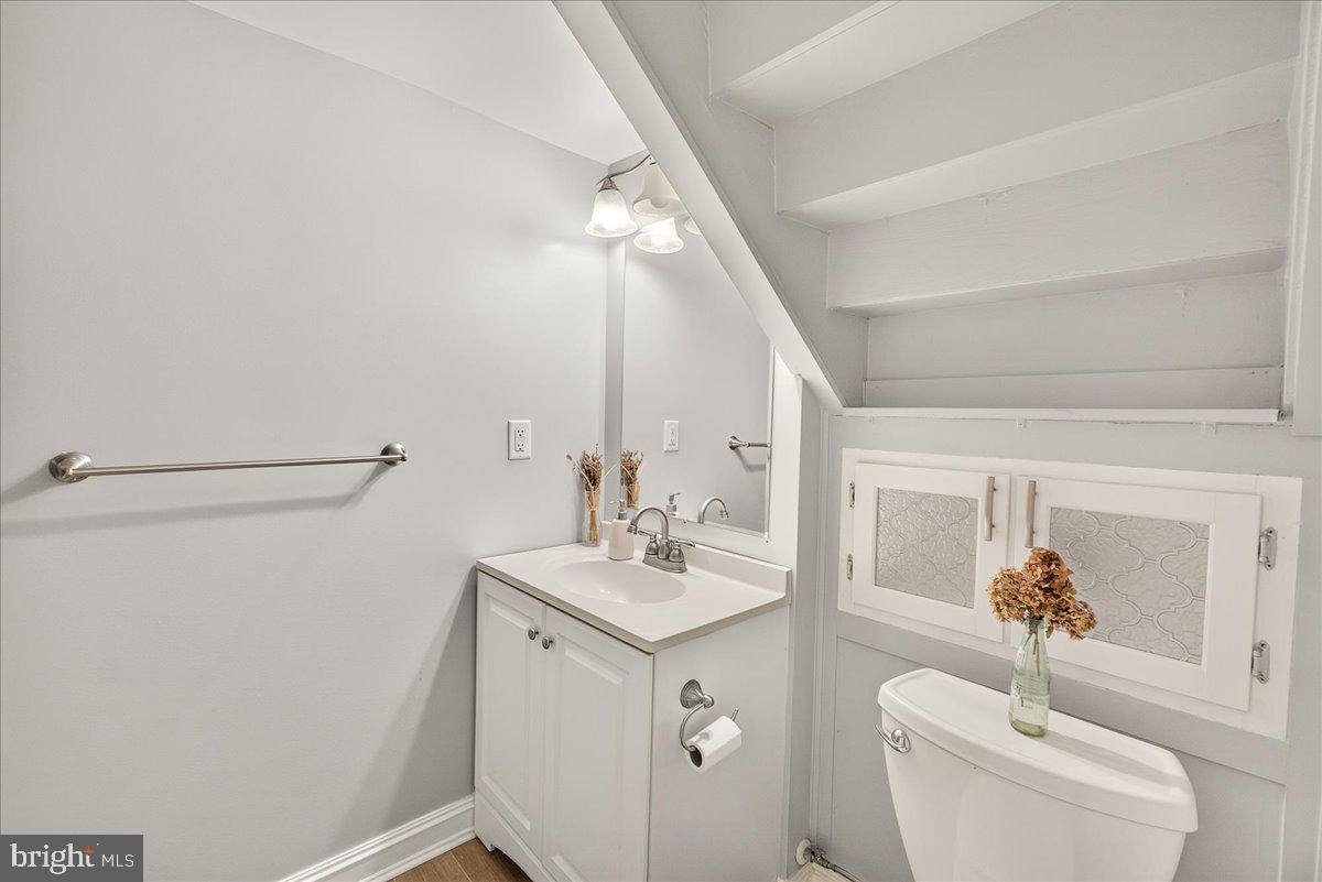 JEFFERSON BLVD - Residential