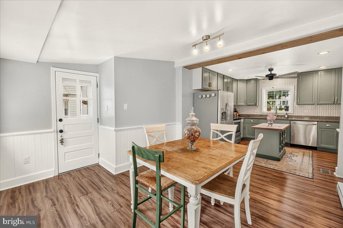 JEFFERSON BLVD - Residential