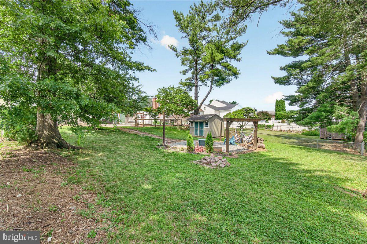 JEFFERSON BLVD - Residential