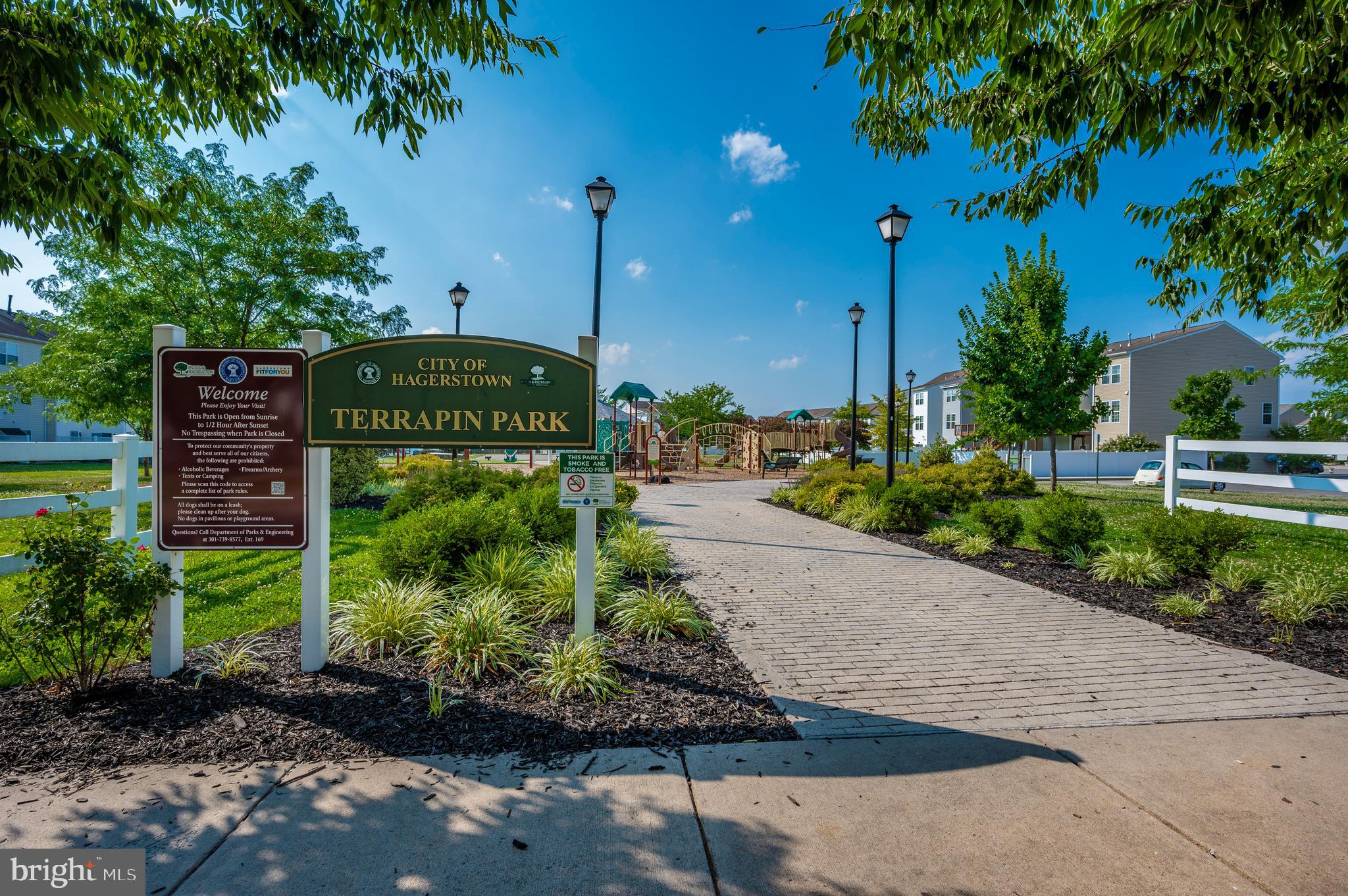 JEFFERSON BLVD - Residential