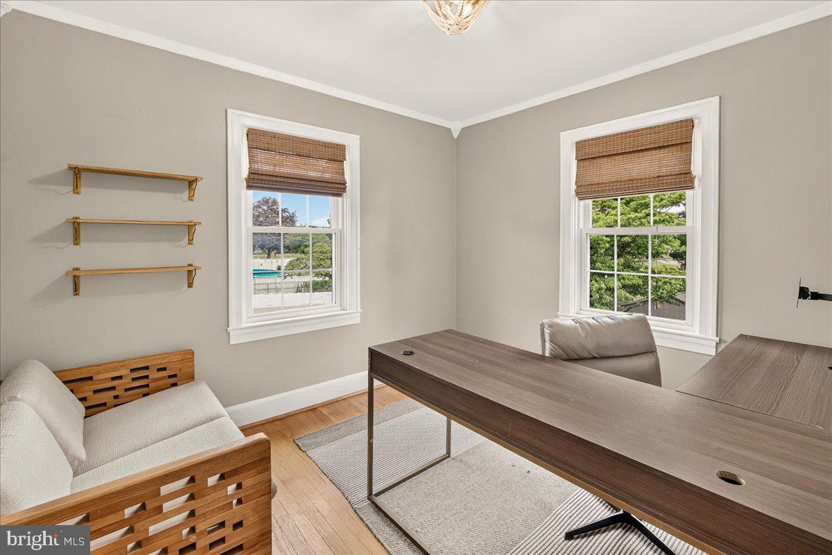 JEFFERSON BLVD - Residential