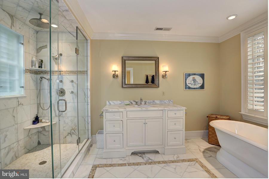 SPRING VALLEY - Residential