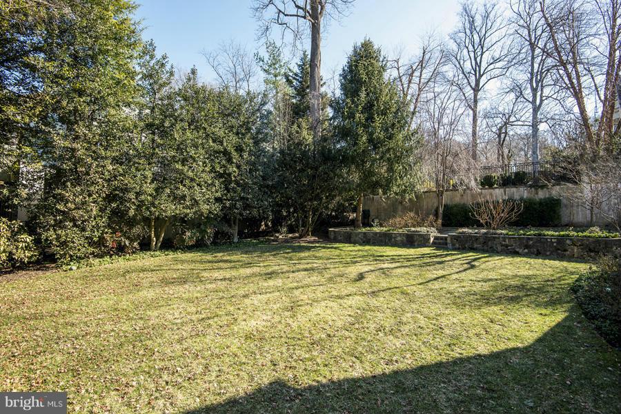 SPRING VALLEY - Residential