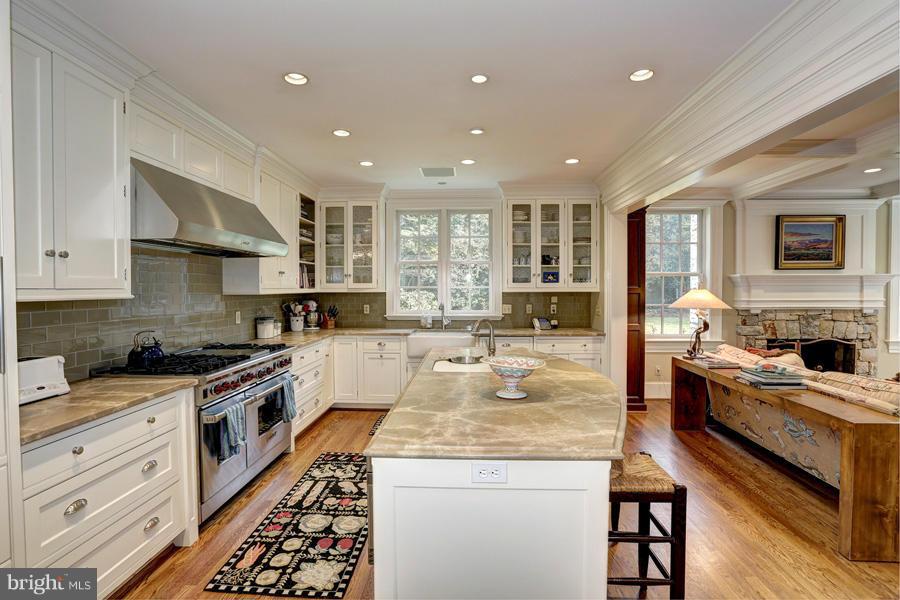 SPRING VALLEY - Residential