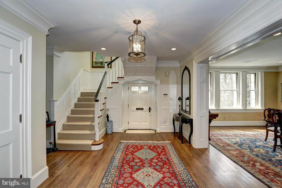 SPRING VALLEY - Residential