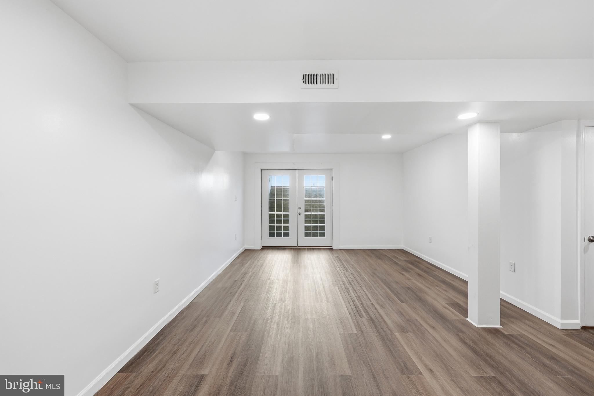 CHANDLERS GLEN - Residential