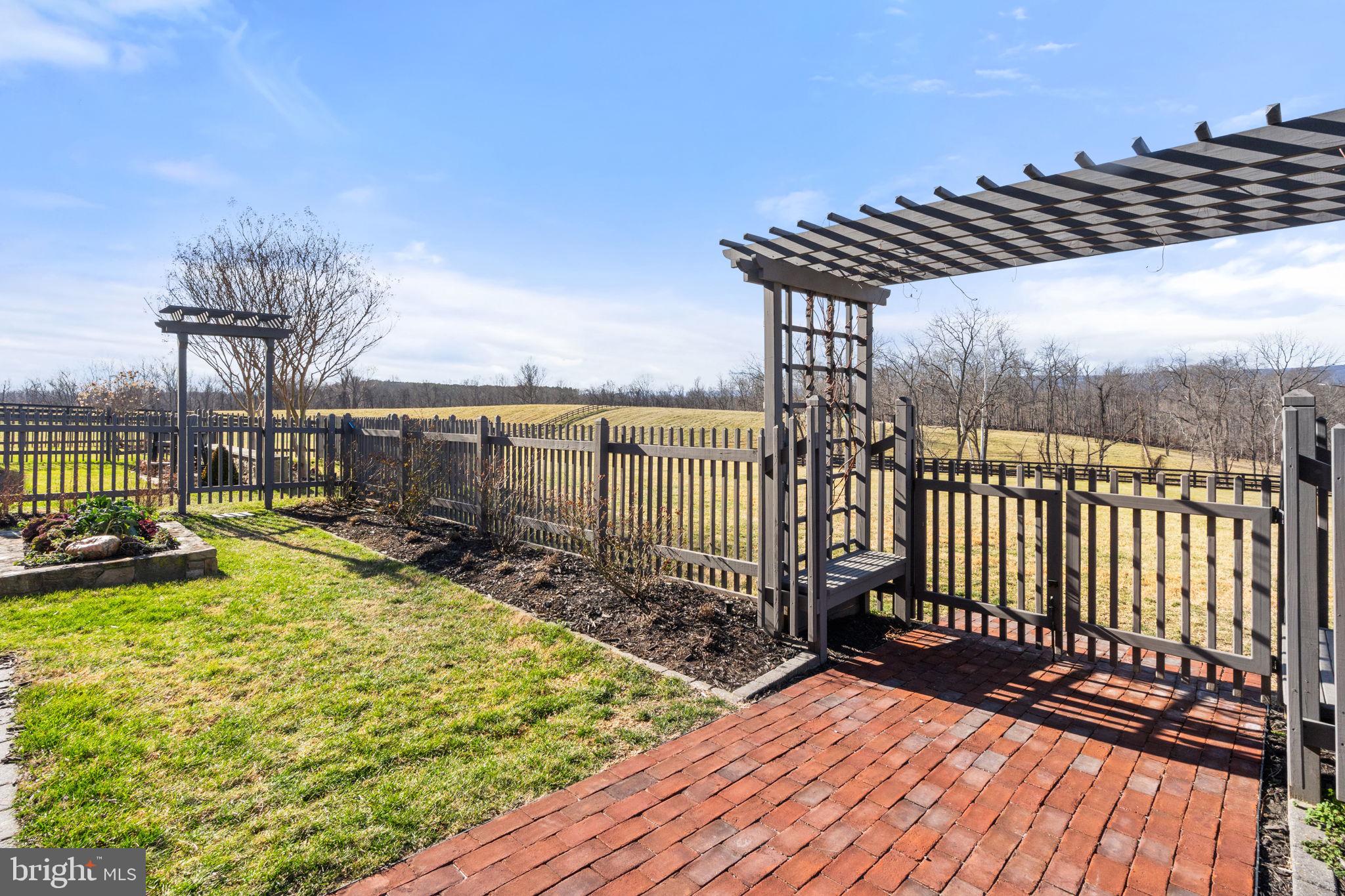 BEAVER CREEK FARM - Residential