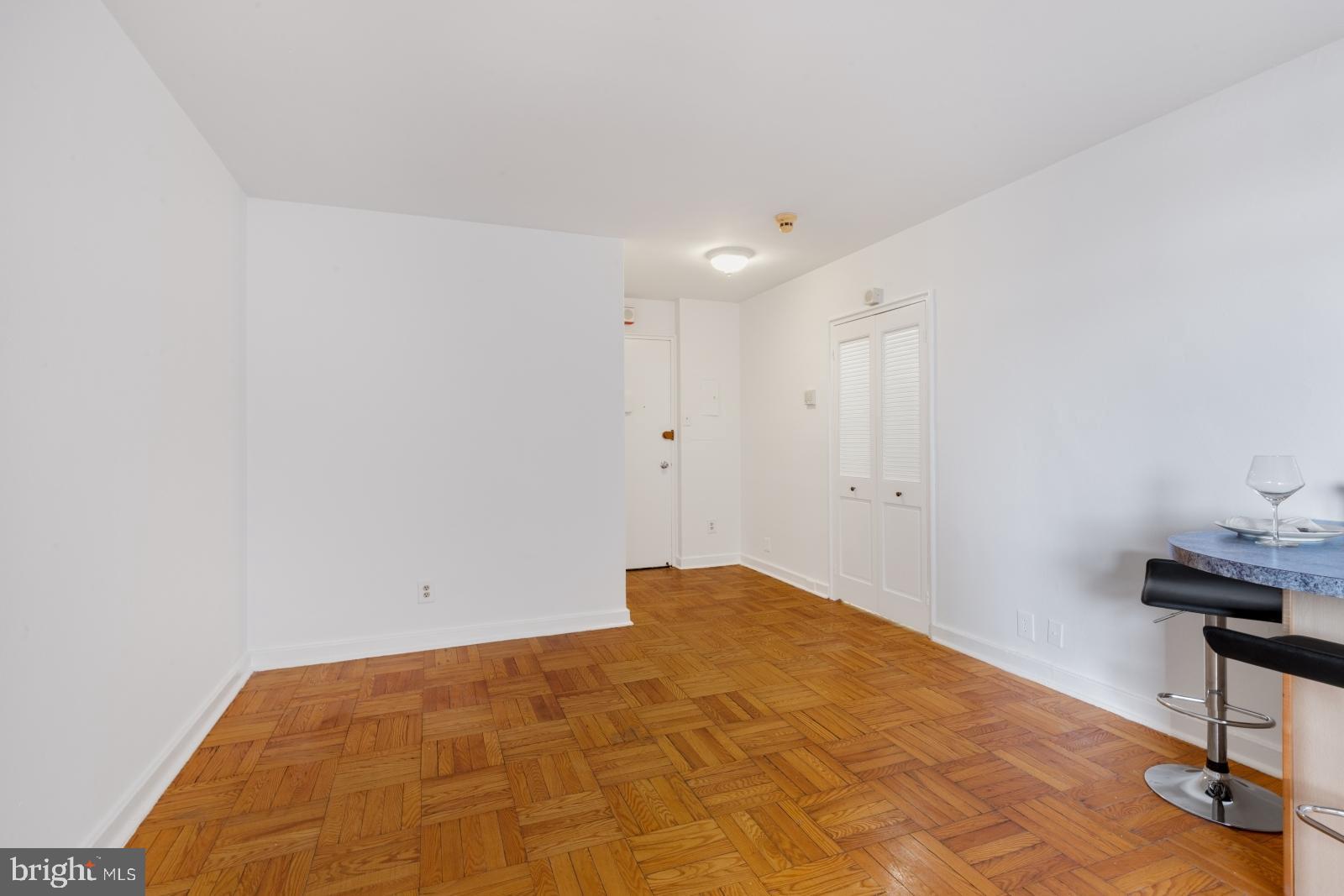 ART MUSEUM AREA - Residential