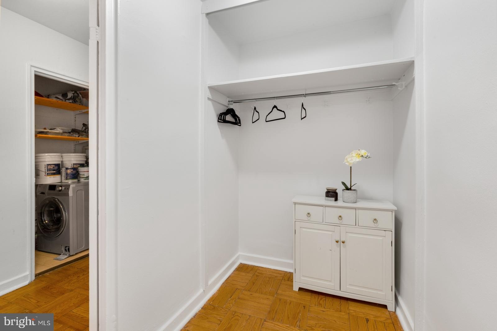 ART MUSEUM AREA - Residential