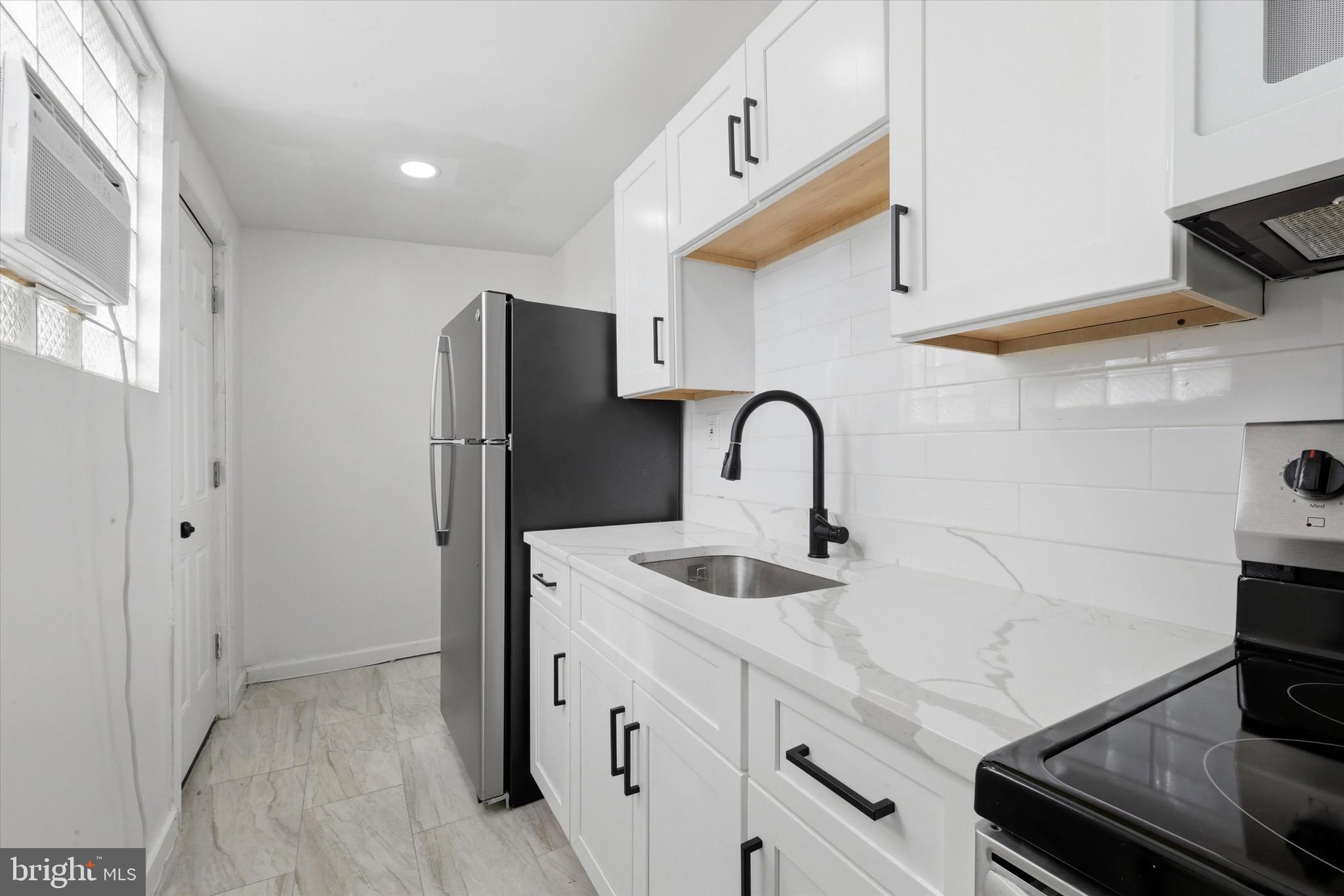 PORT RICHMOND - Residential