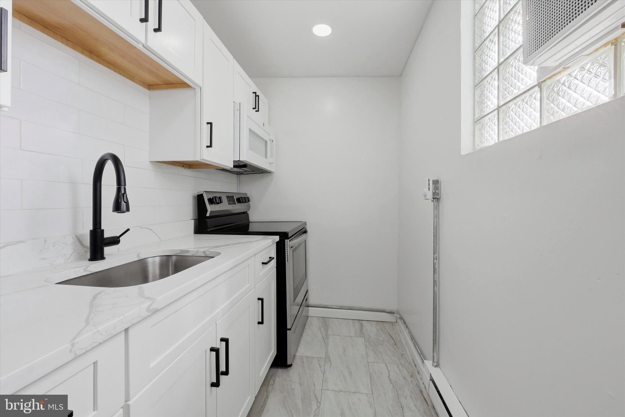 PORT RICHMOND - Residential