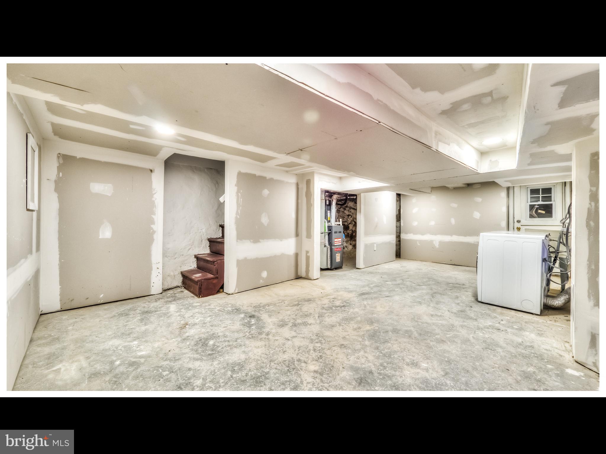 EAST BALTIMORE MIDWAY - Residential