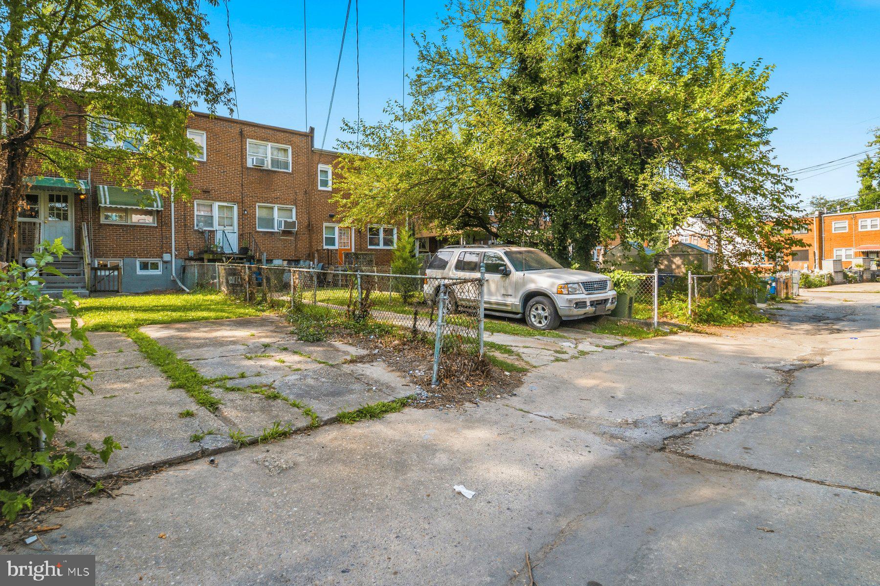 MORAVIA PARK - Residential