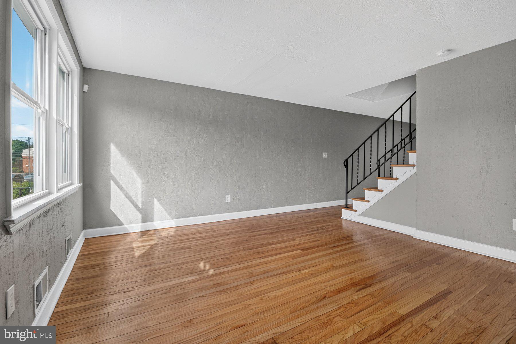MORAVIA PARK - Residential