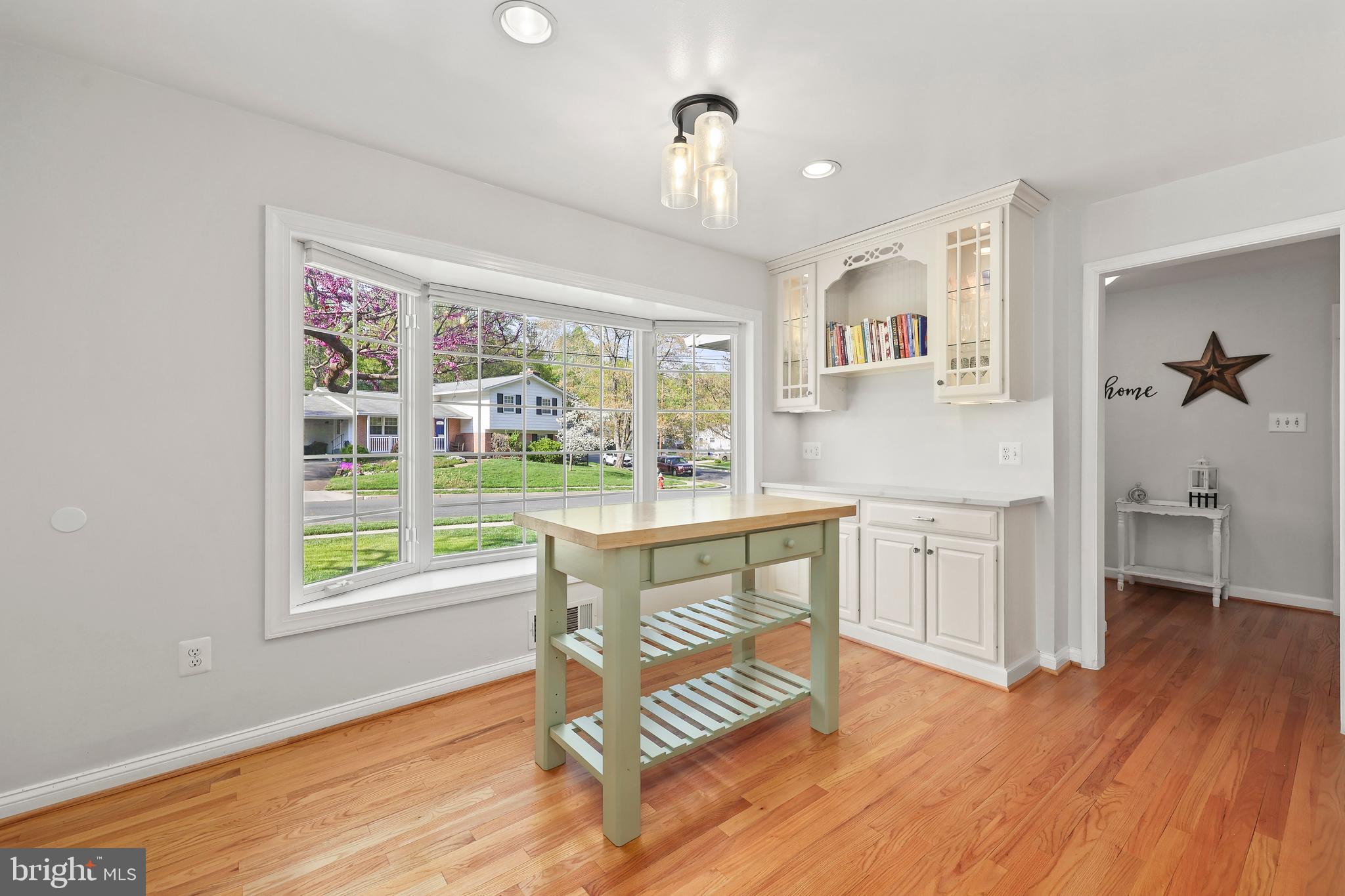 MOSBY WOODS - Residential