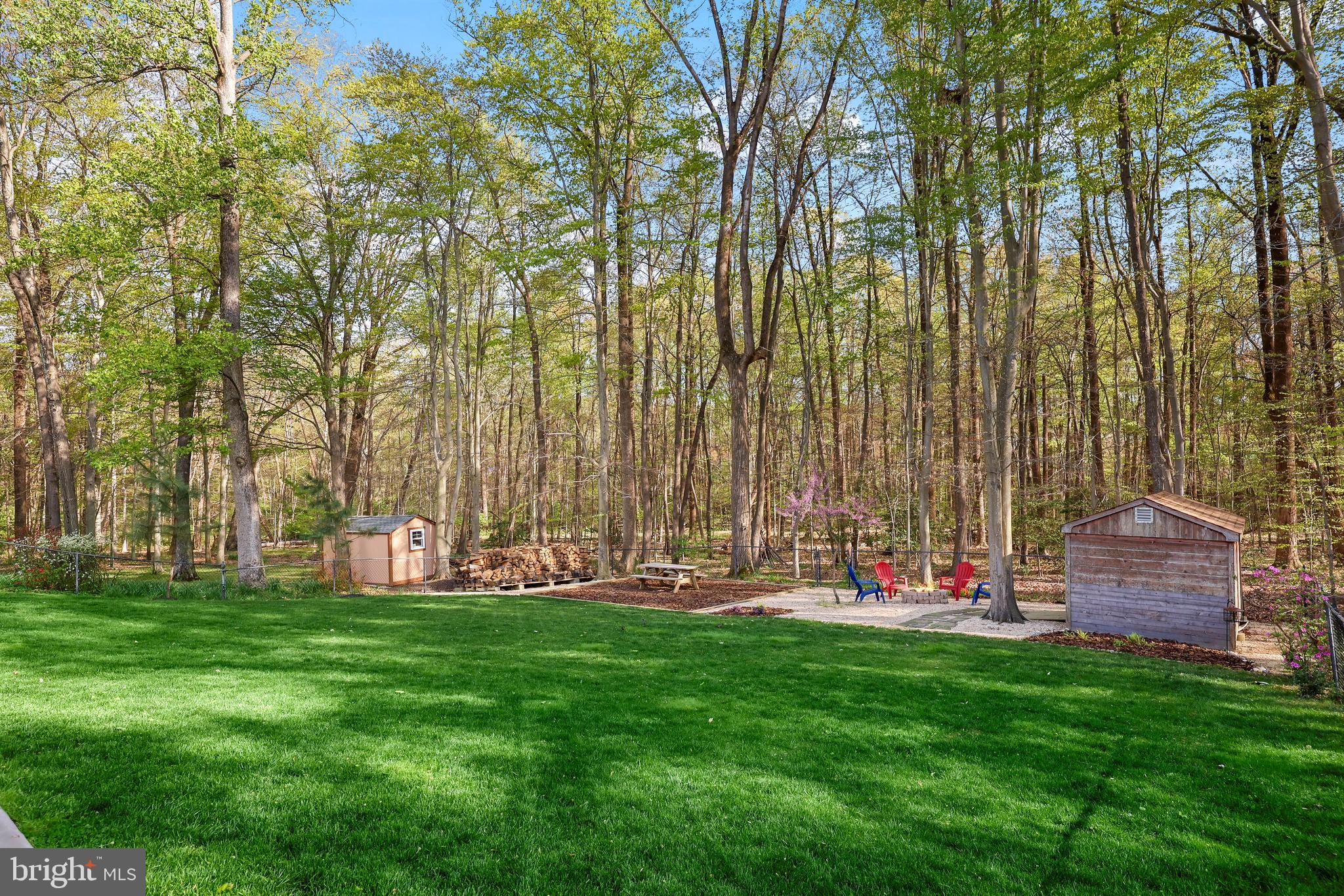 MOSBY WOODS - Residential