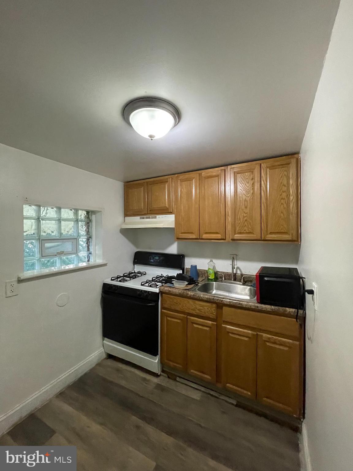 KENSINGTON - Residential