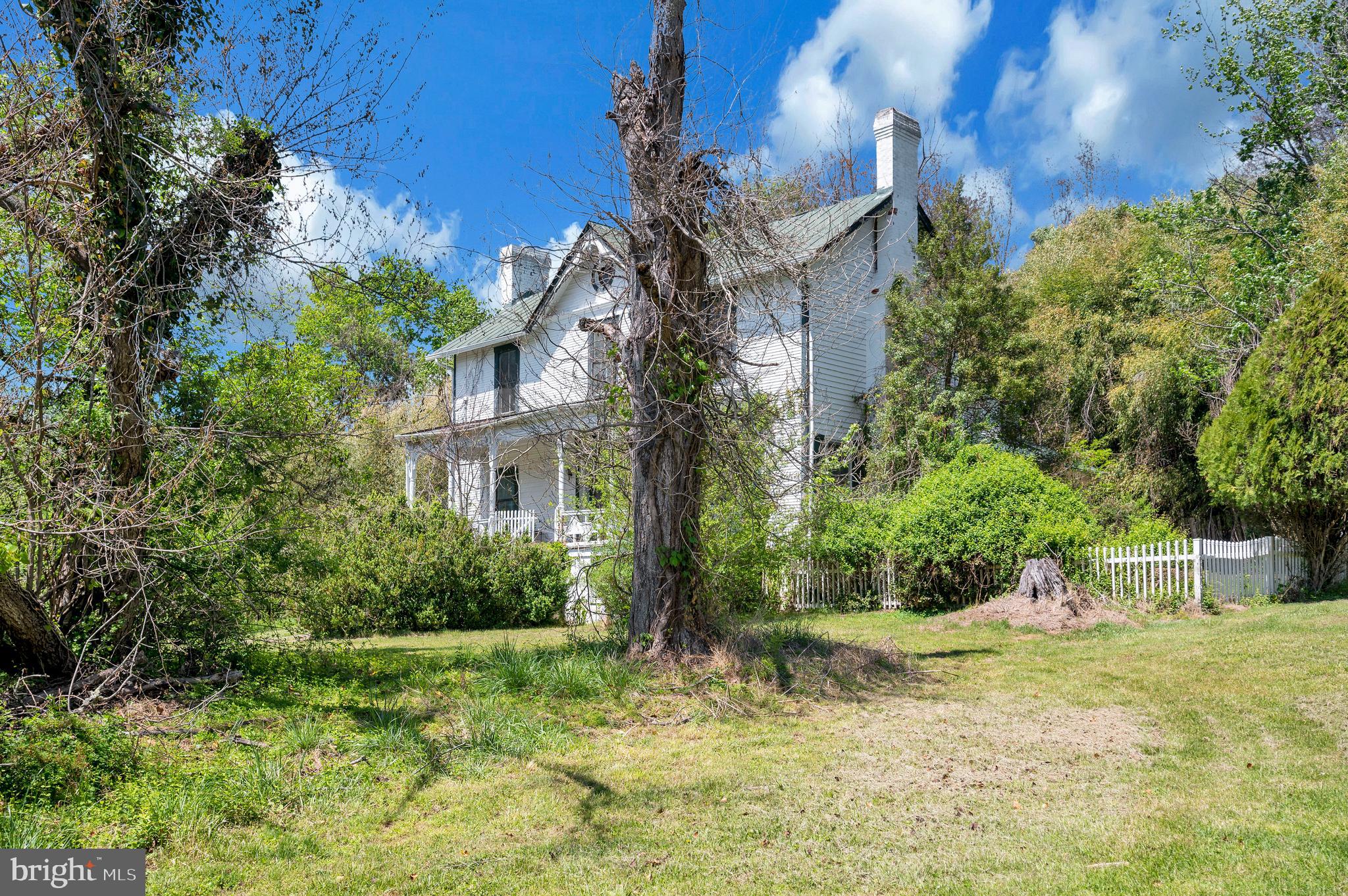 QUAINT ACRES FARM - Residential