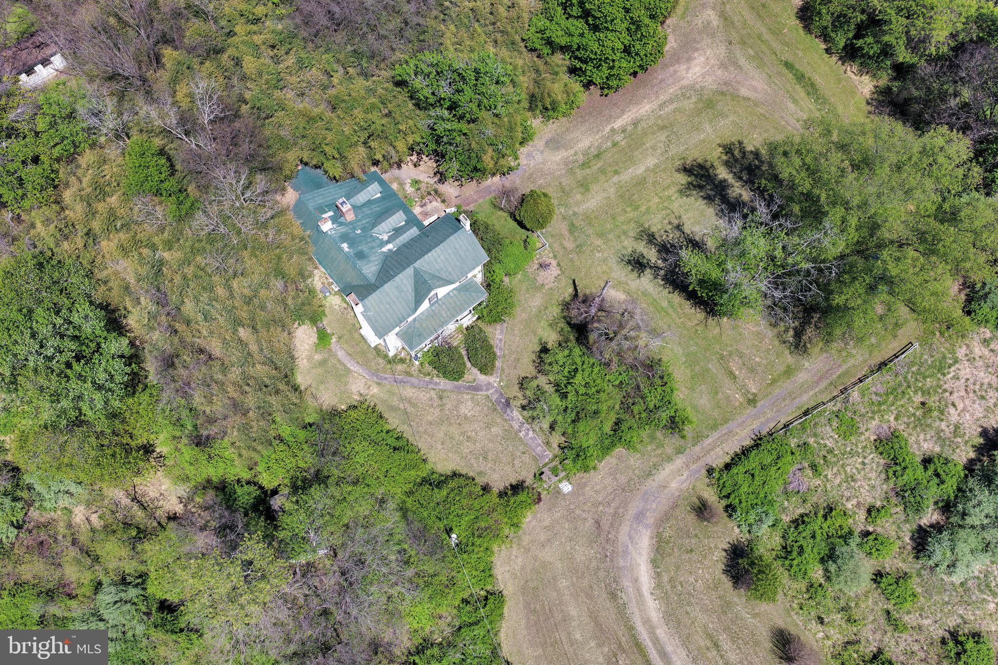 QUAINT ACRES FARM - Residential