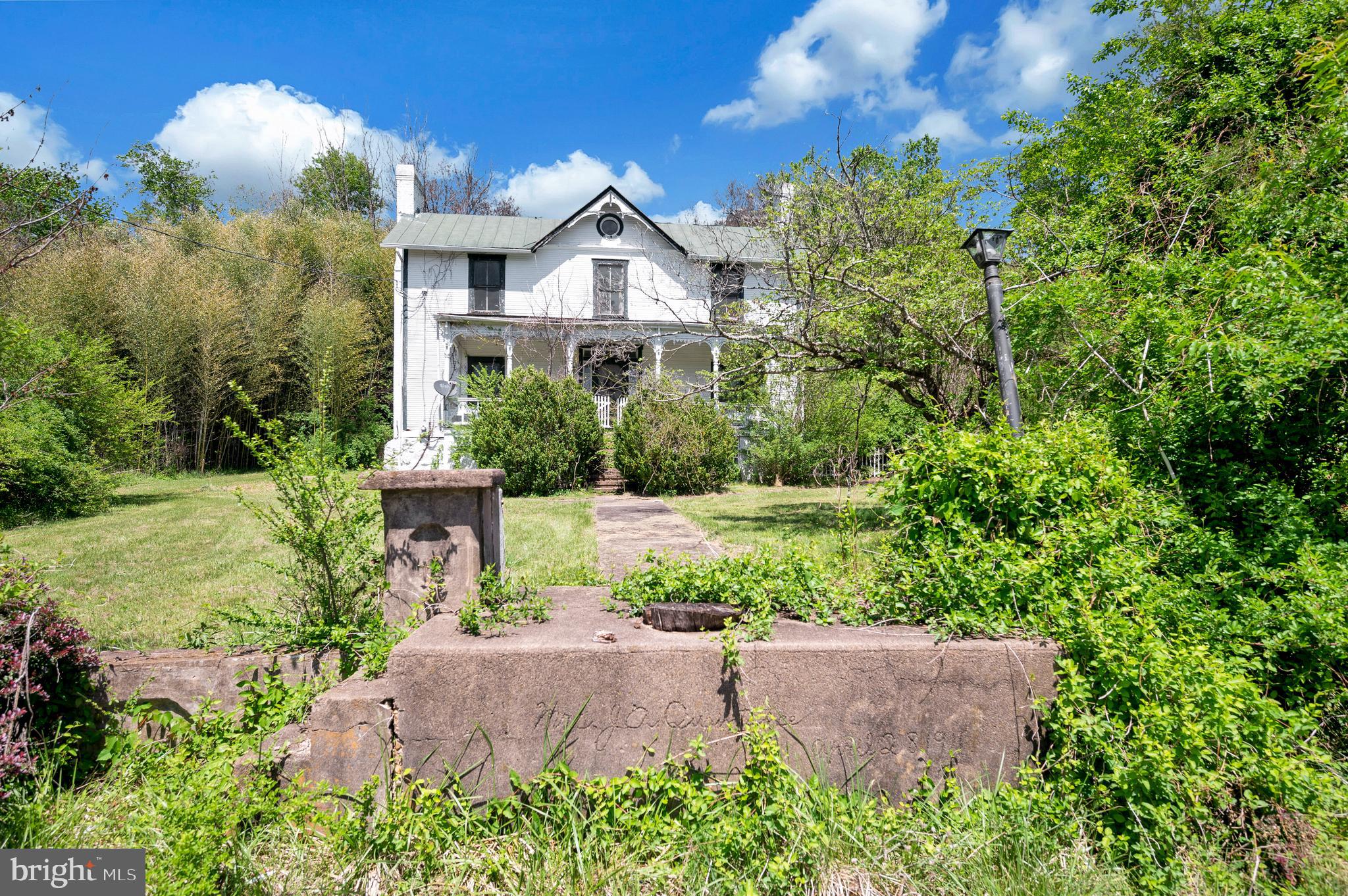 QUAINT ACRES FARM - Residential