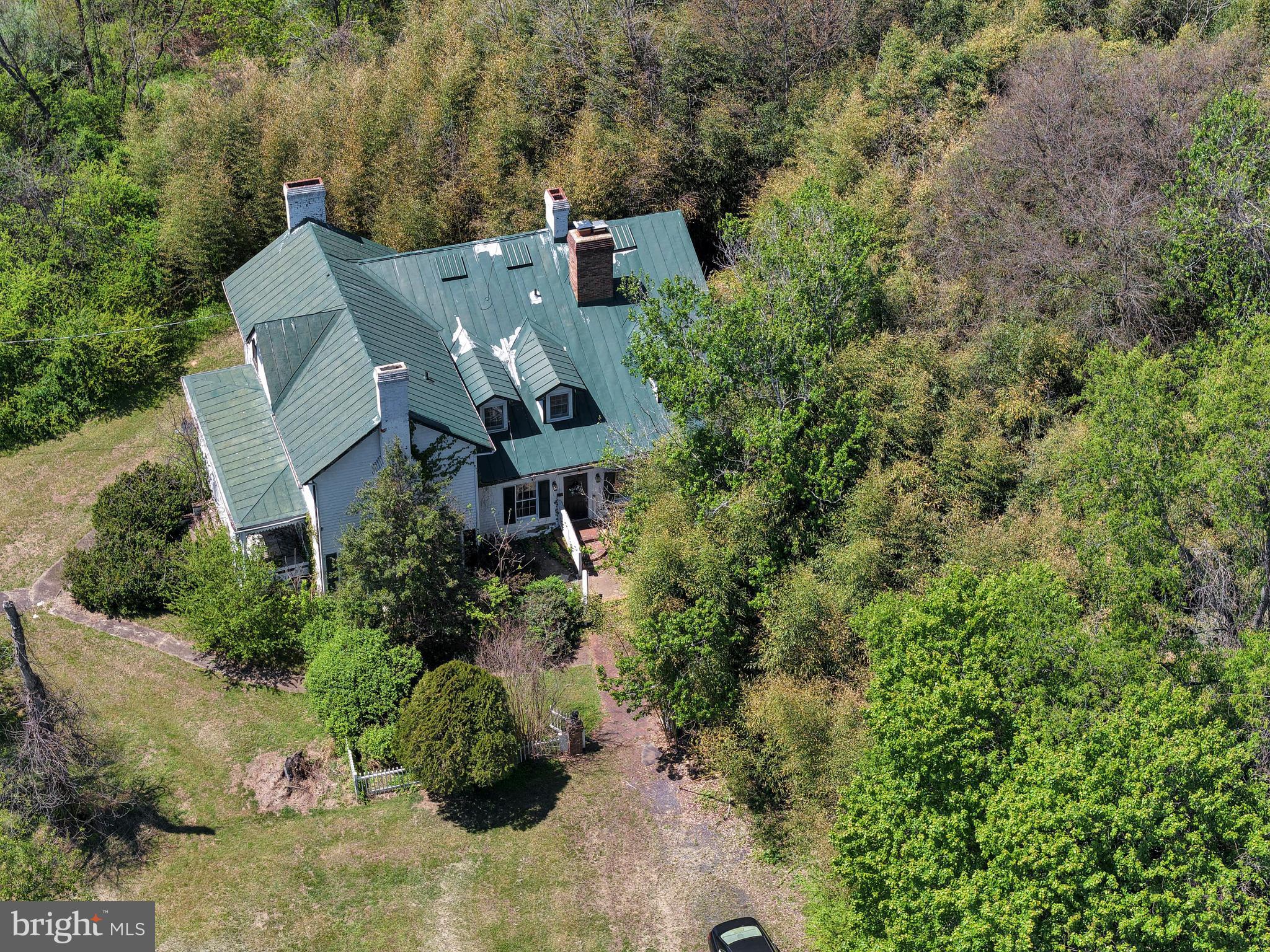 QUAINT ACRES FARM - Residential