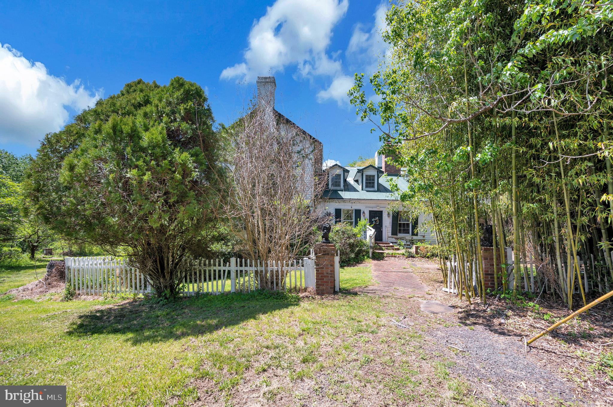 QUAINT ACRES FARM - Residential