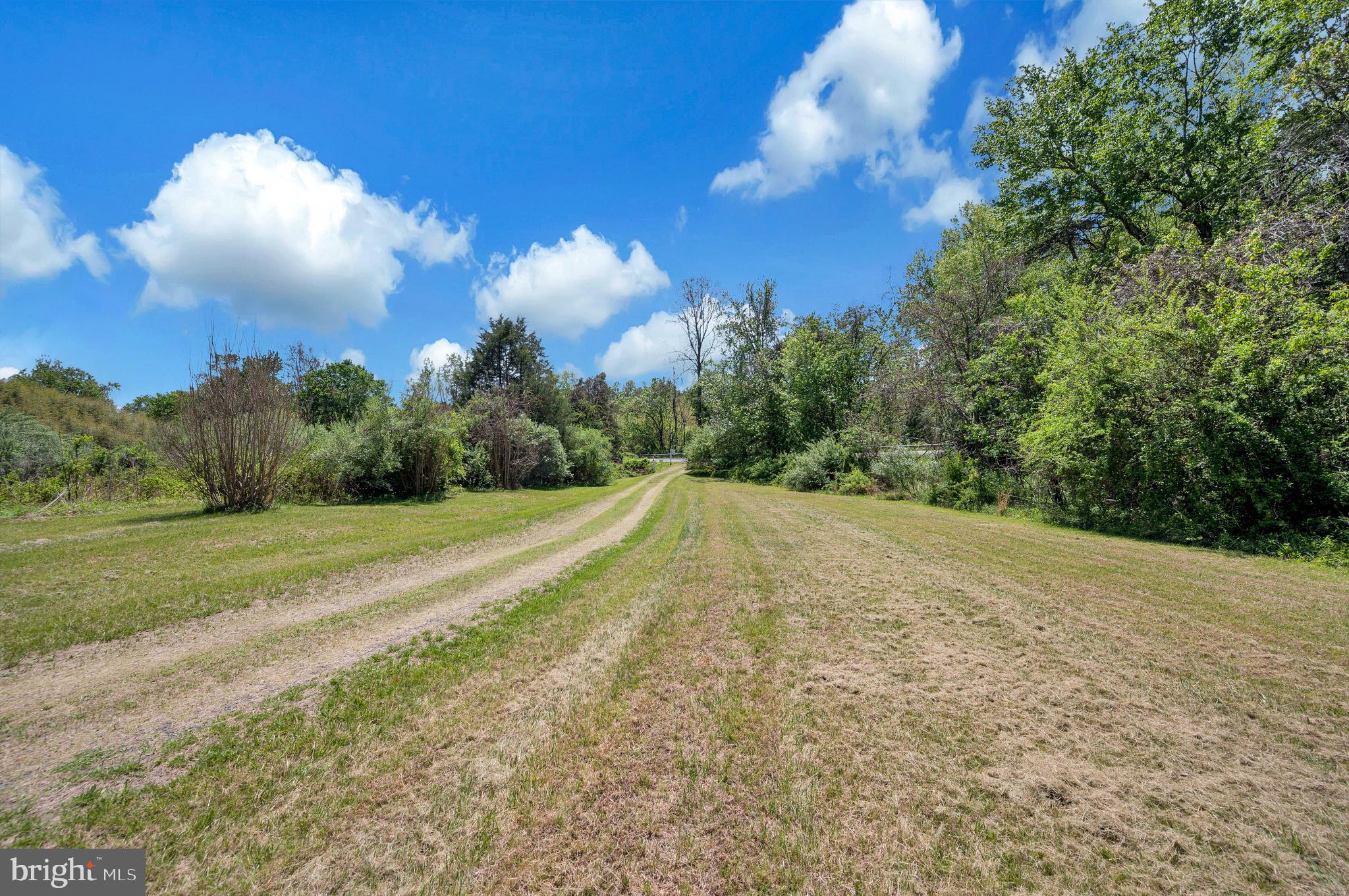 QUAINT ACRES FARM - Residential