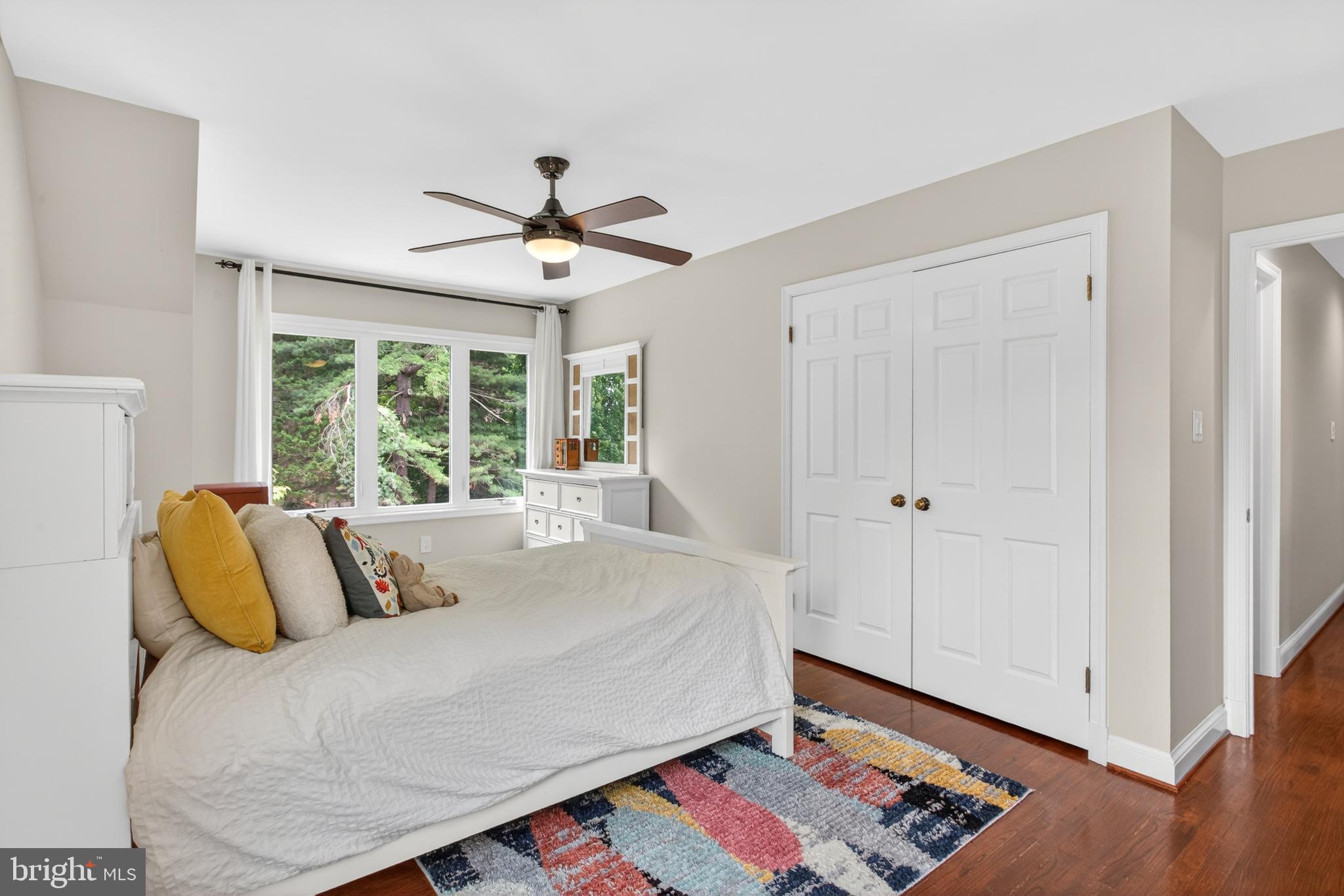 ESWORTHY ESTATES - Residential